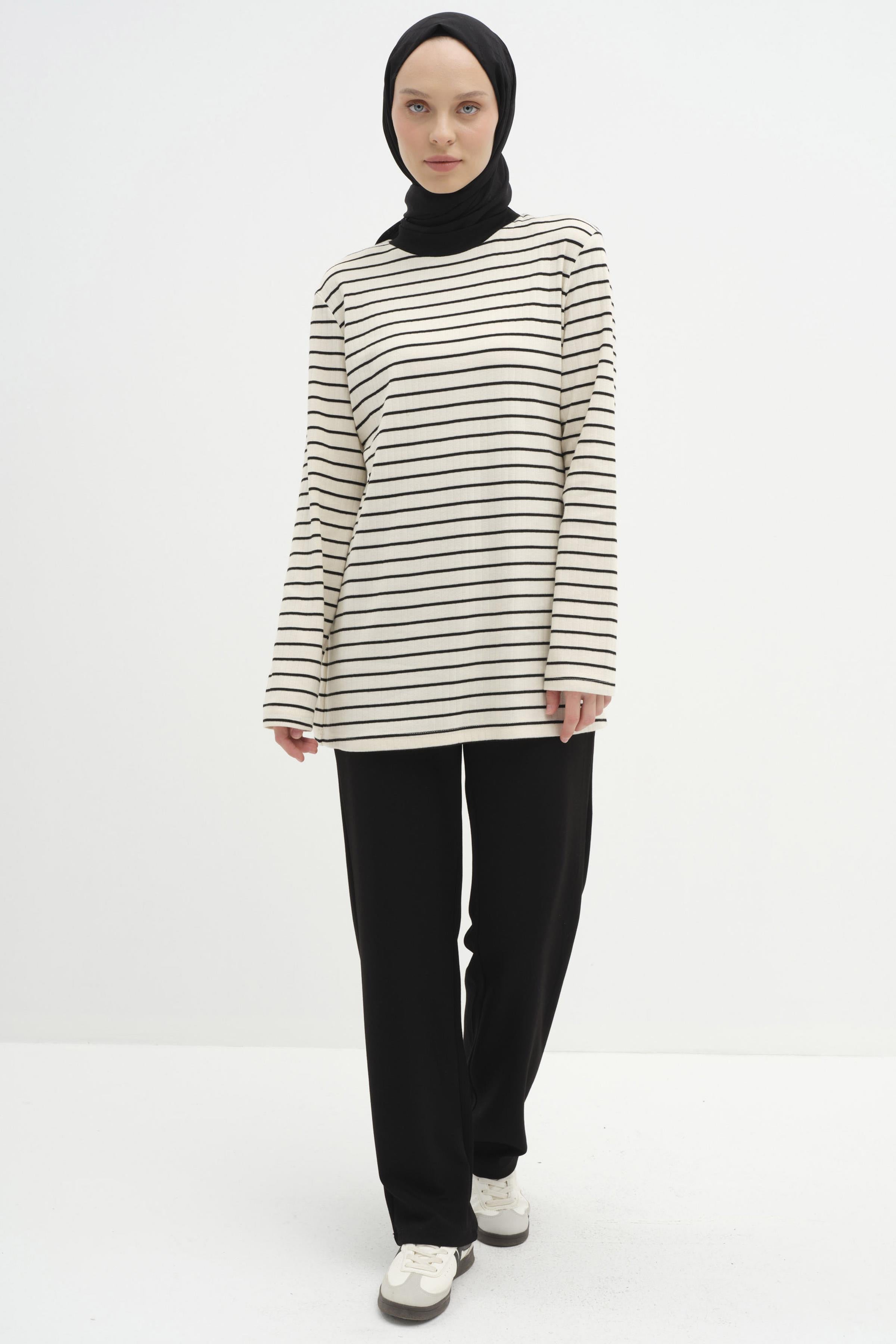 Beli Lastikli Örme Pantolon - Siyah TUGBA