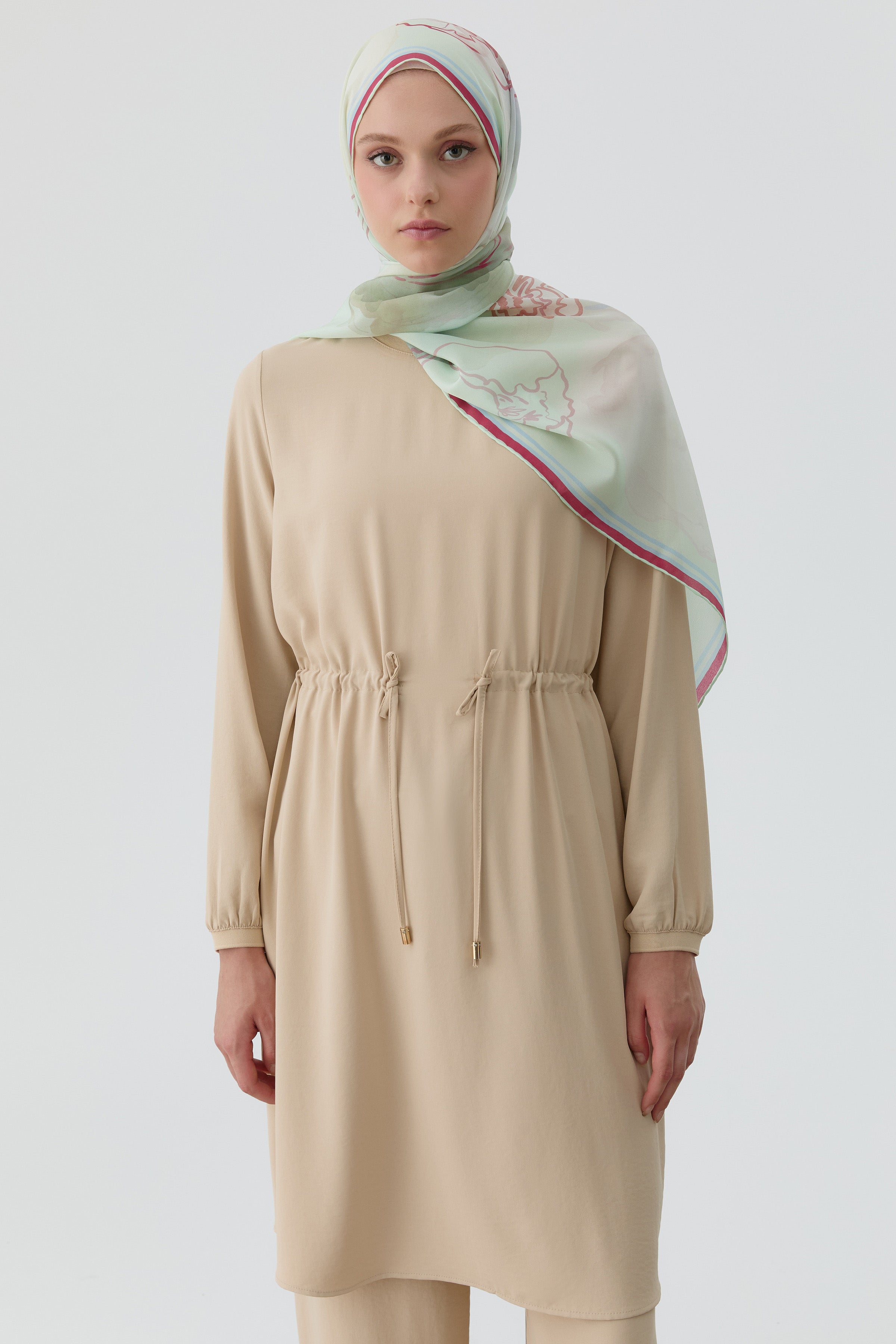 Beli Bağcık Detaylı Ribanalı Tunik - Bej TUGBA