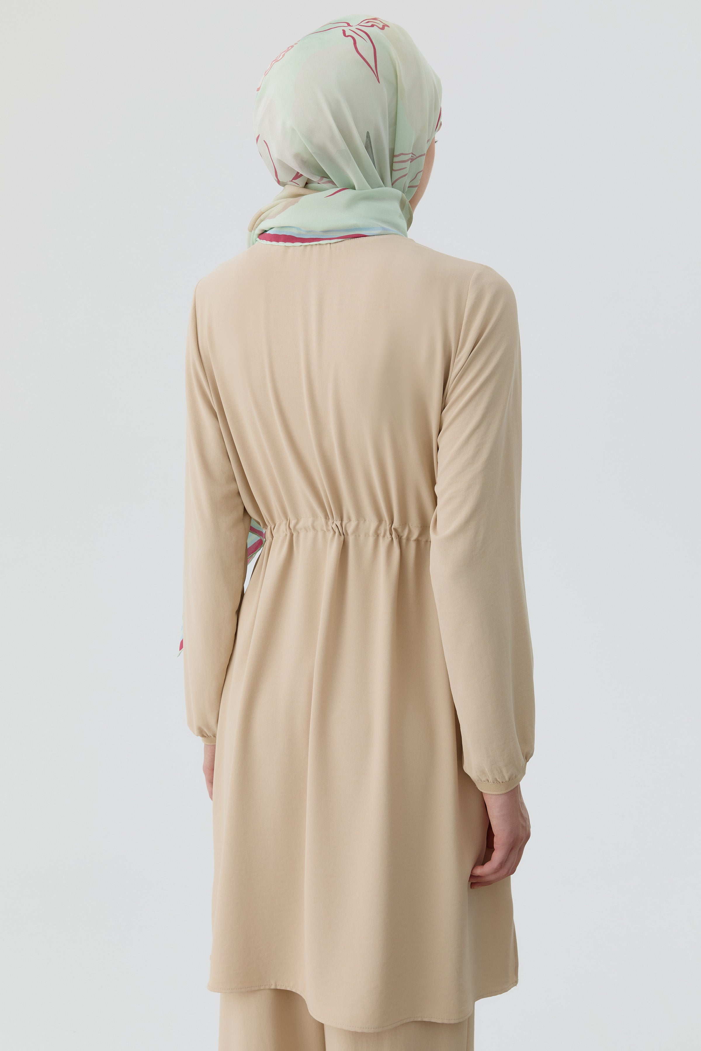 Beli Bağcık Detaylı Ribanalı Tunik - Bej TUGBA