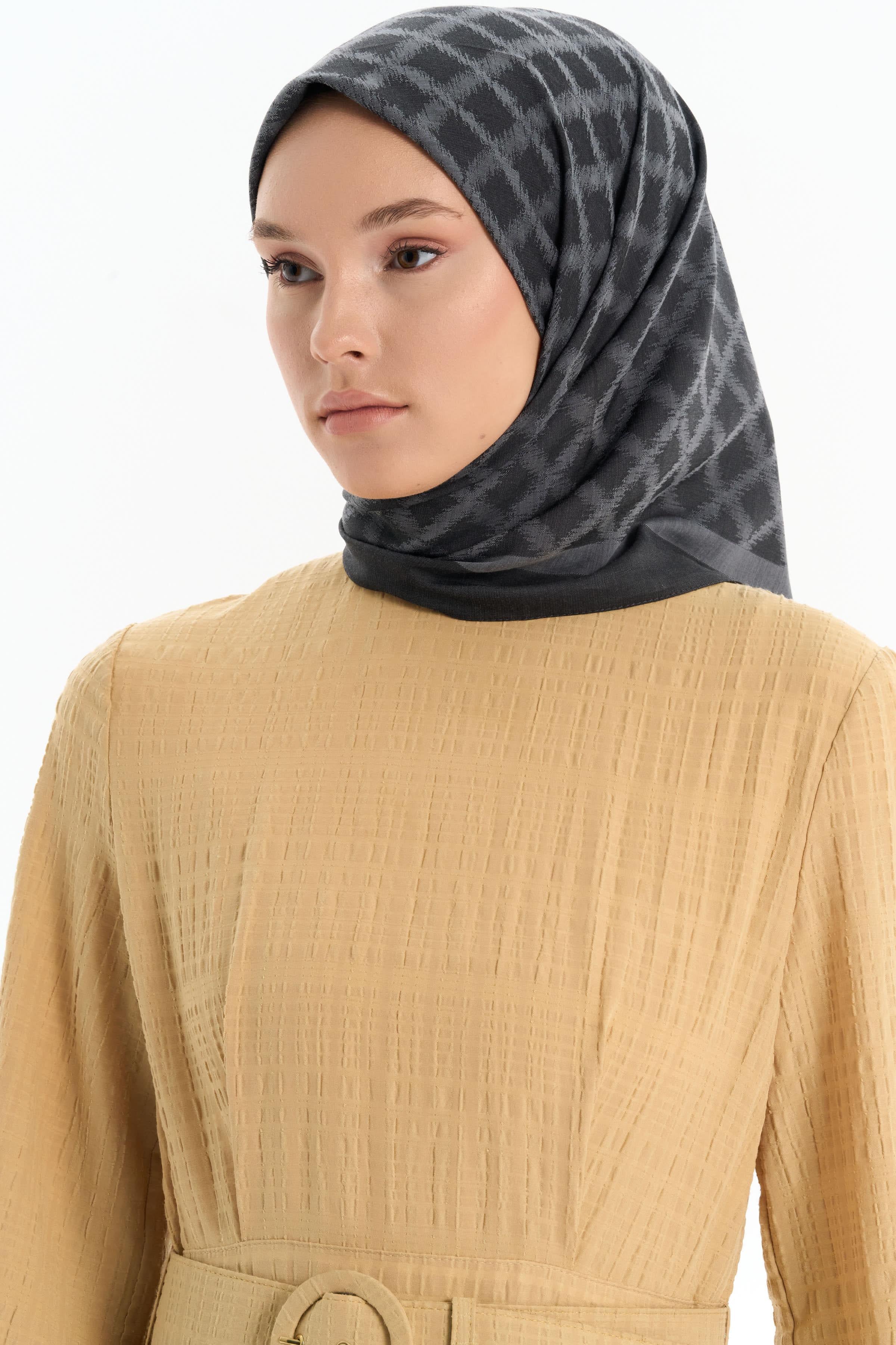 Kare Desen Pamuk Eşarp - Antrasit TUGBA