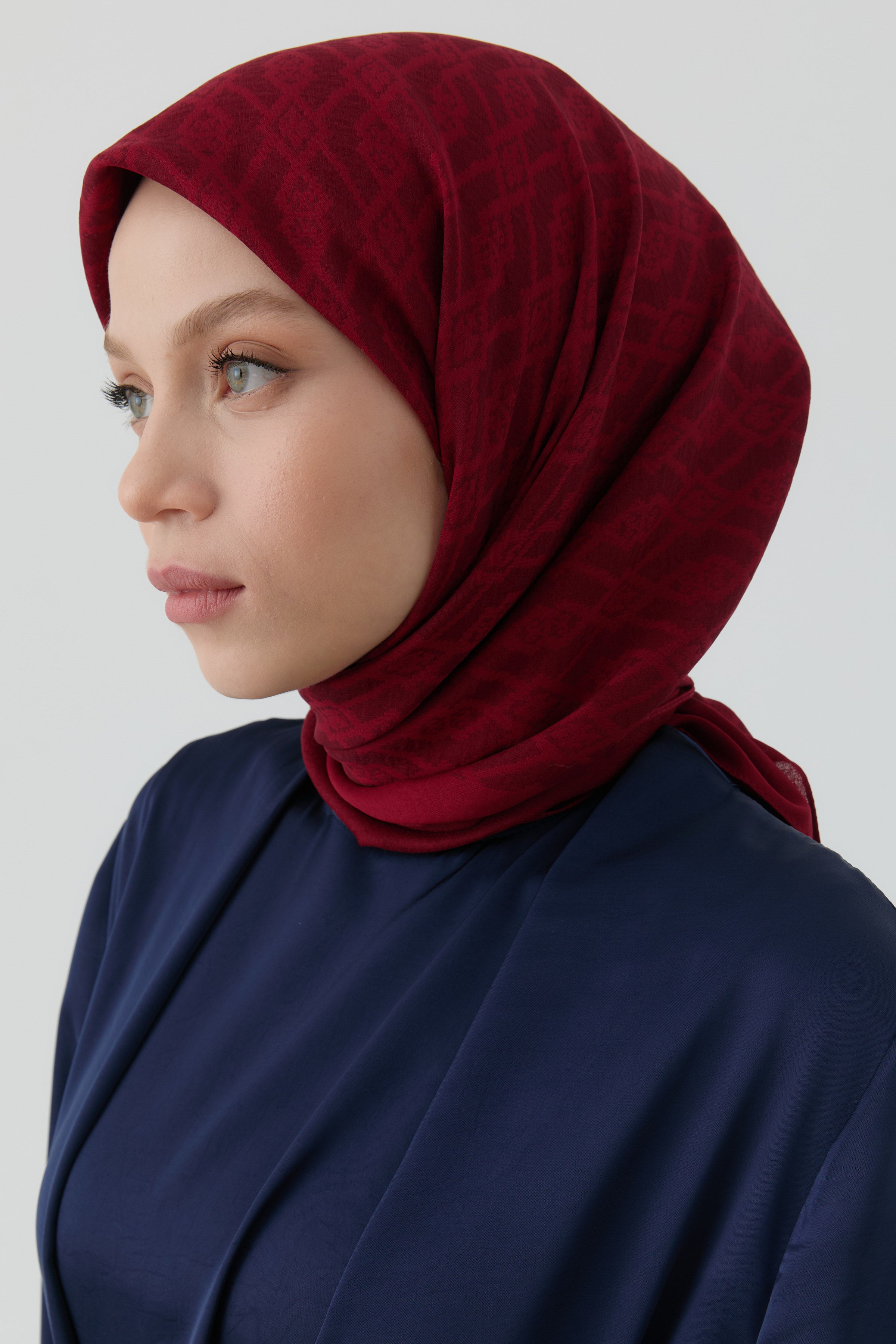 Bereket Desen Eşarp - Bordo TUGBA