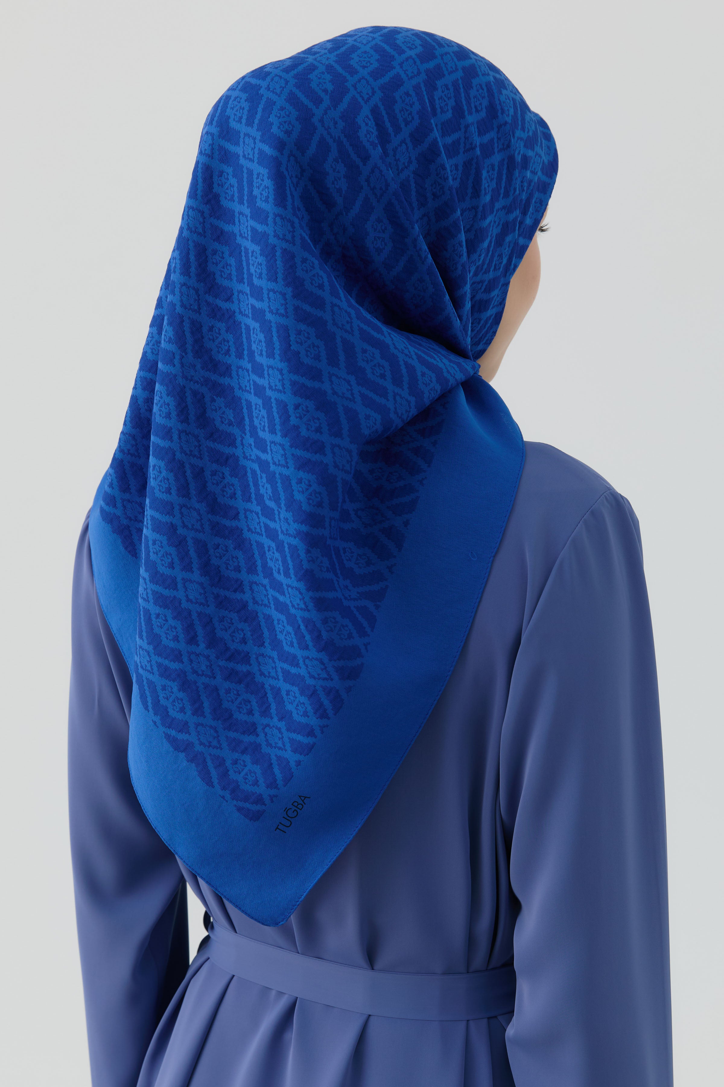 Bereket Desen Eşarp - Koyu Mavi TUGBA
