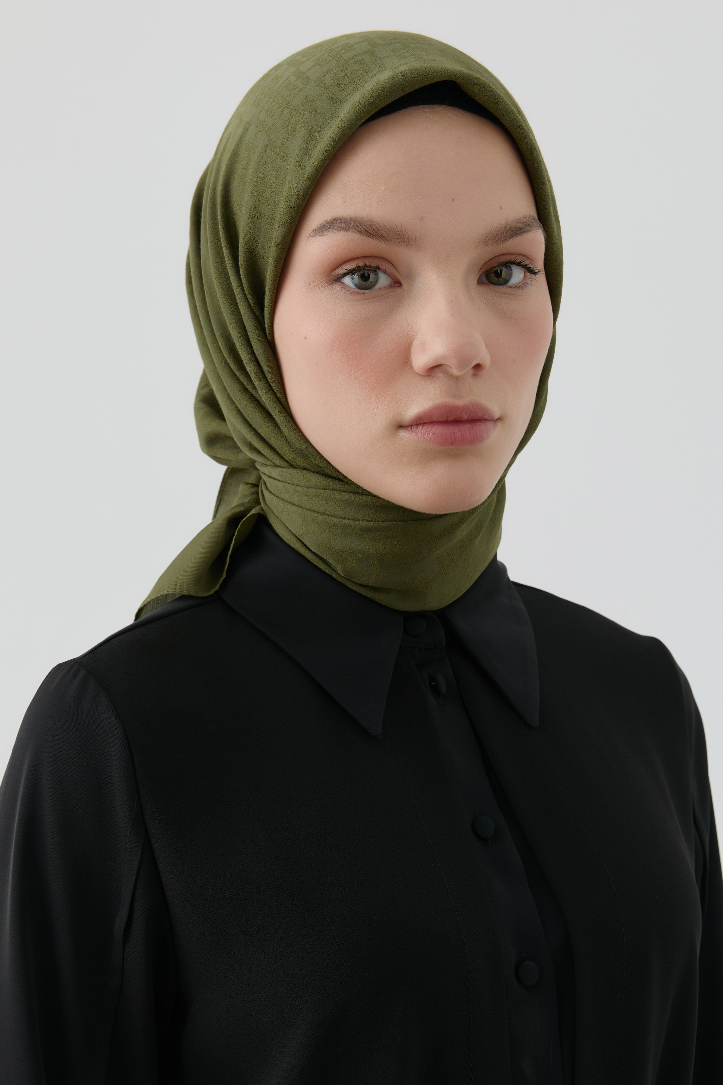 Geometrik Desen Stil Eşarp - Haki TUGBA