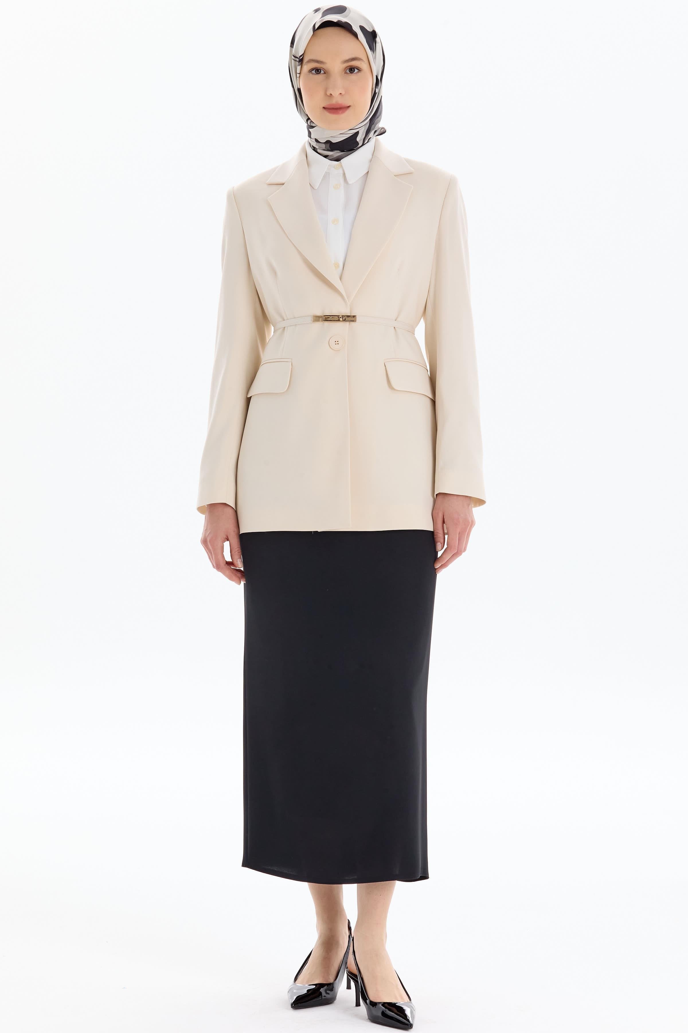 Blazer Yaka Yırtmaçlı Ceket - Bej TUGBA