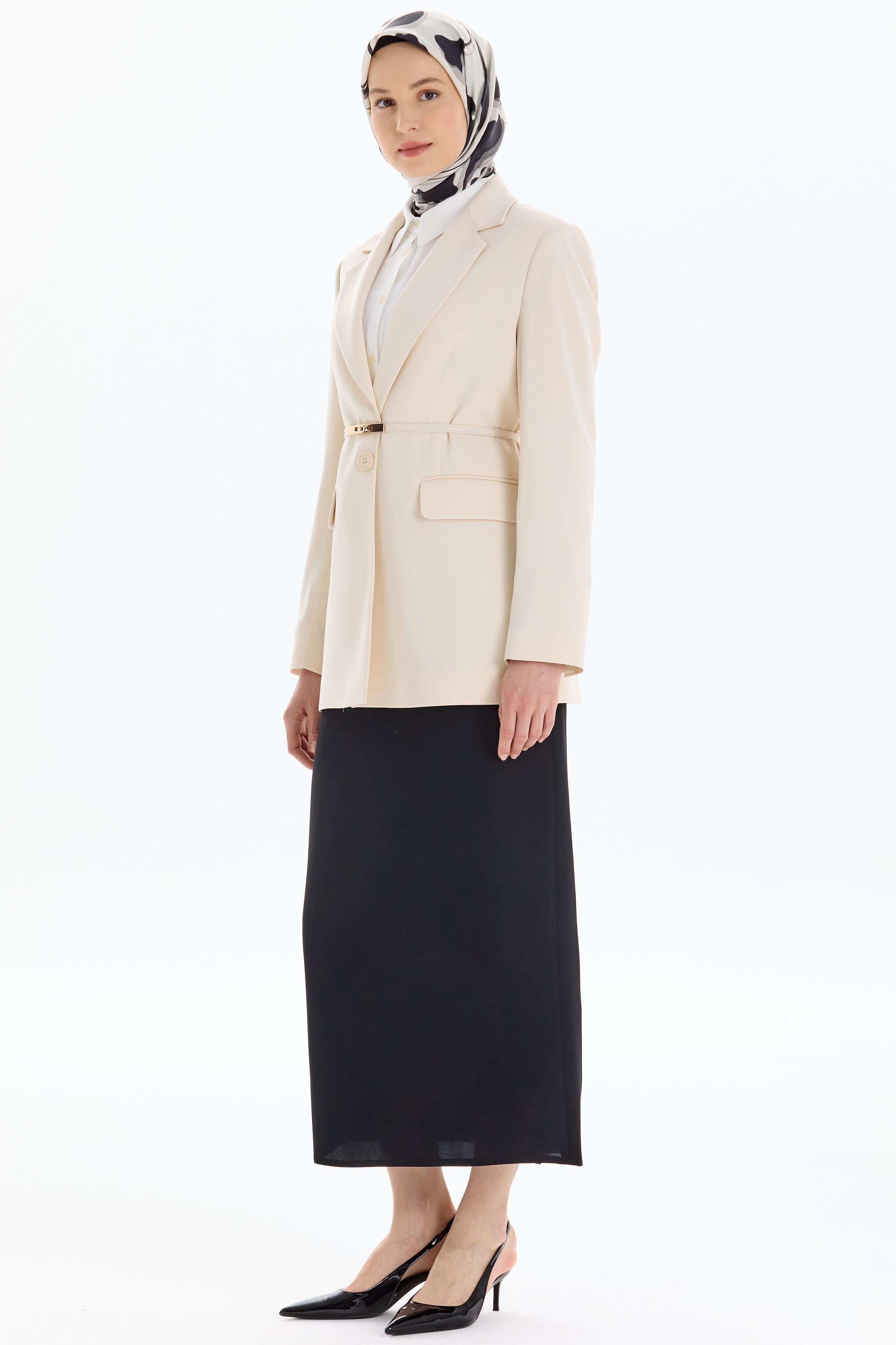 Blazer Yaka Yırtmaçlı Ceket - Bej TUGBA