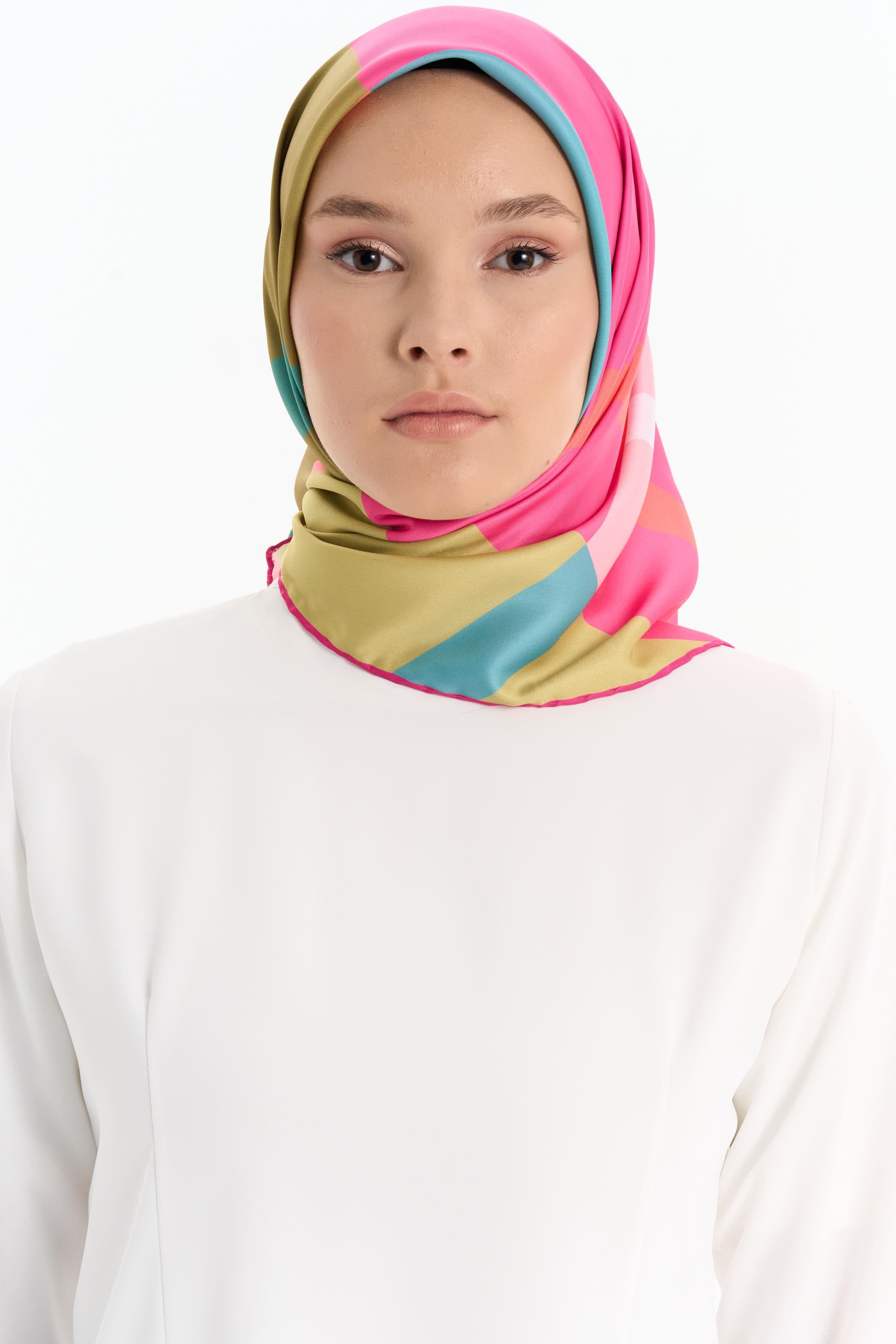 Blok Desenli Stil Eşarp - Fuşya TUGBA