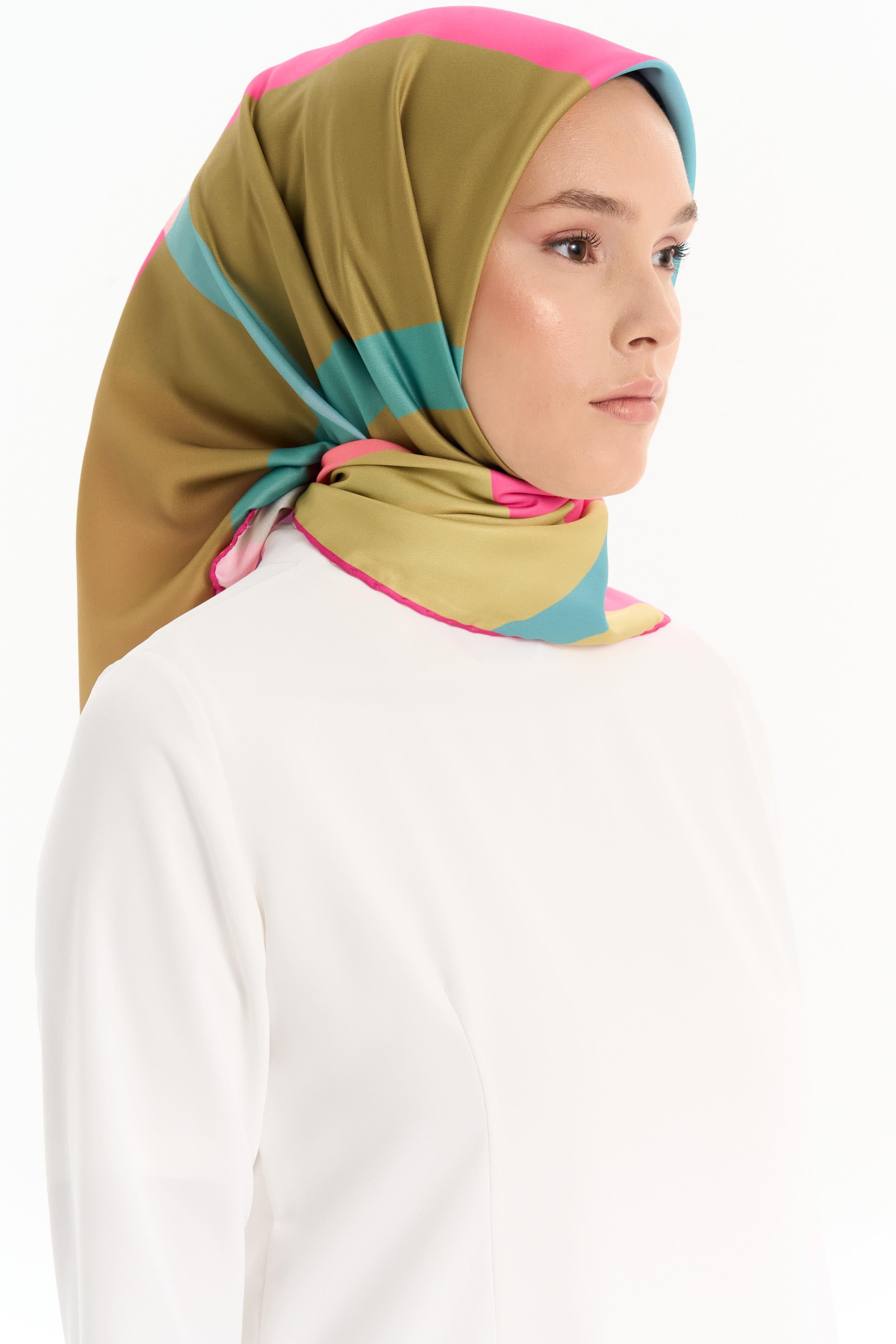 Blok Desenli Stil Eşarp - Fuşya TUGBA