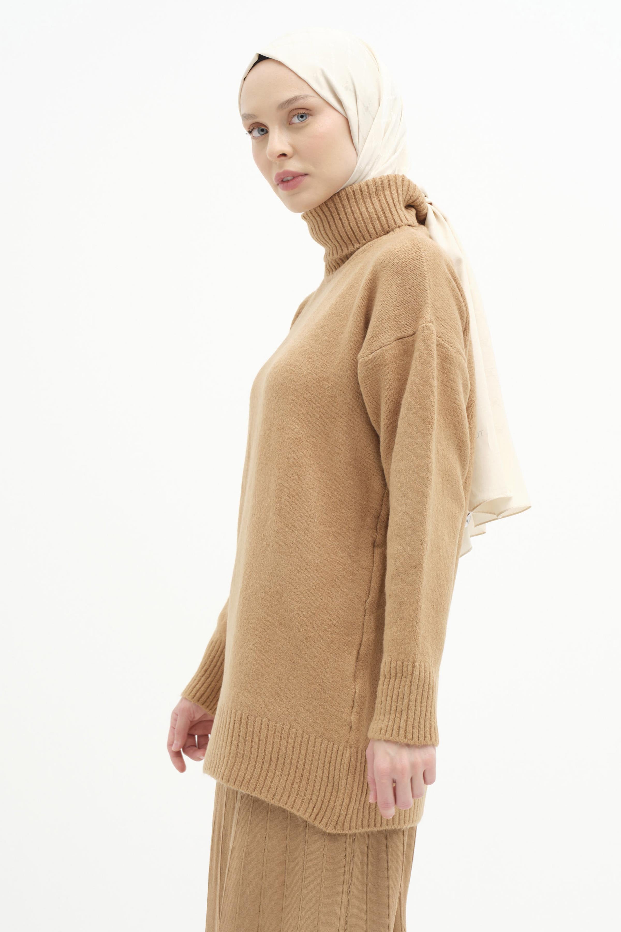 Boğazlı Triko Tunik - Camel TUGBA