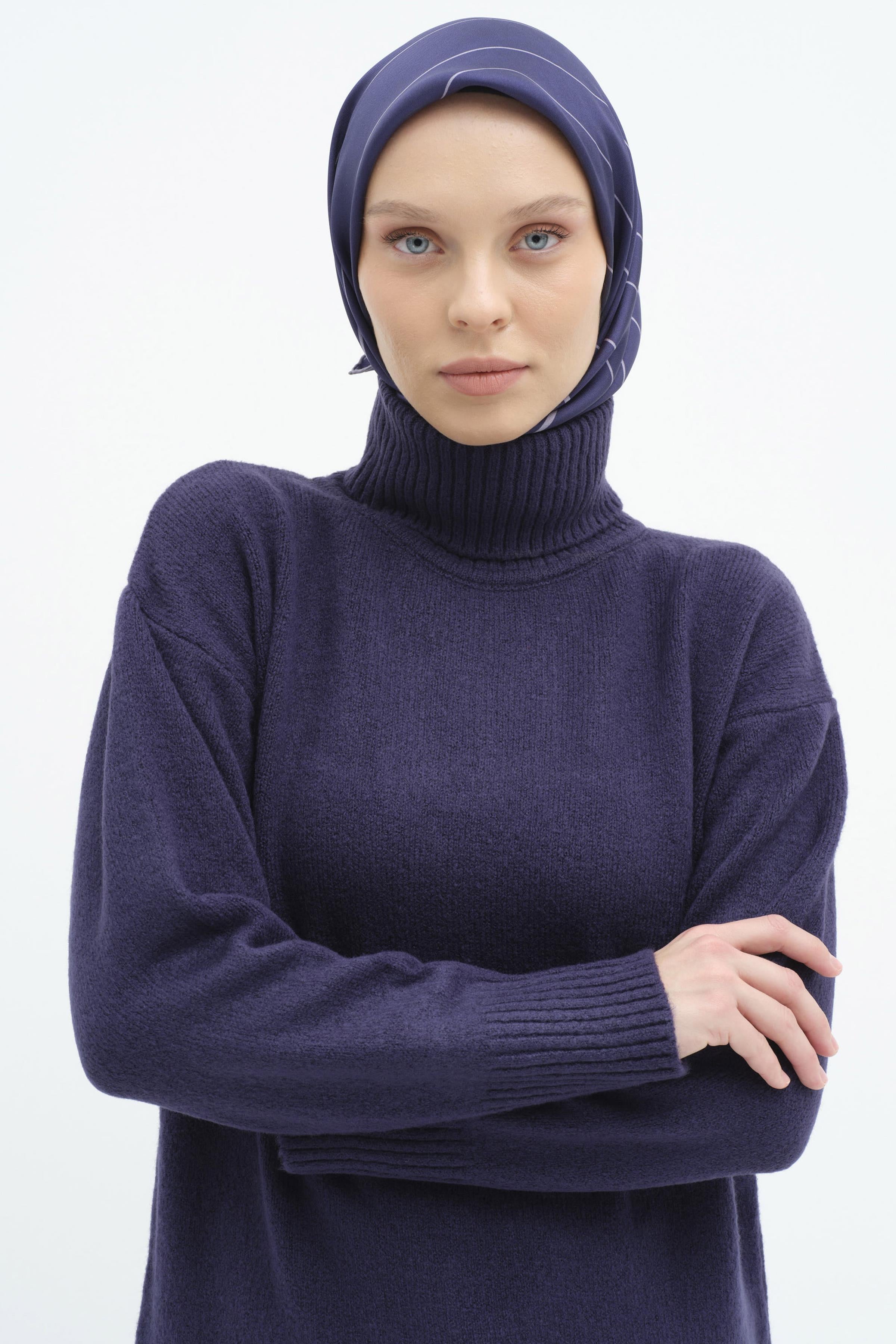 Boğazlı Triko Tunik - Lacivert TUGBA