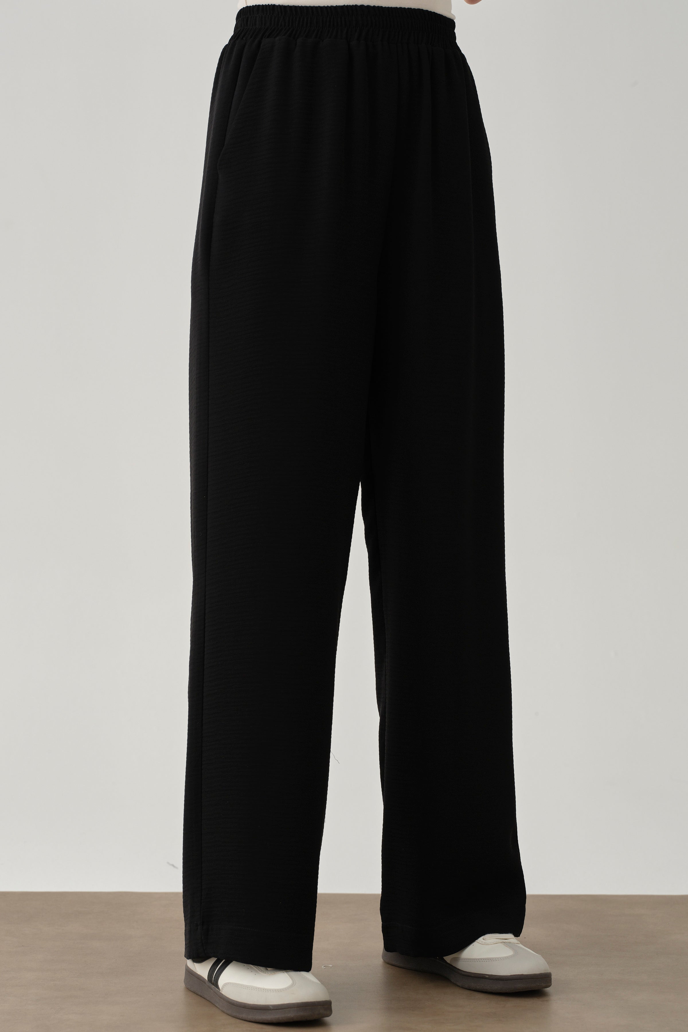 Bol Paça Pantolon - Siyah TUGBA