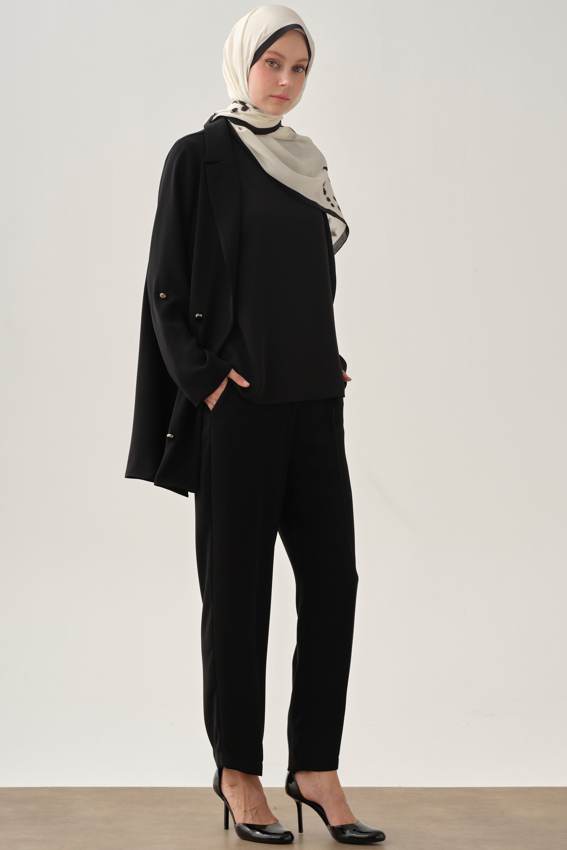 Bol Paça Pensli Pantolon - Siyah TUGBA