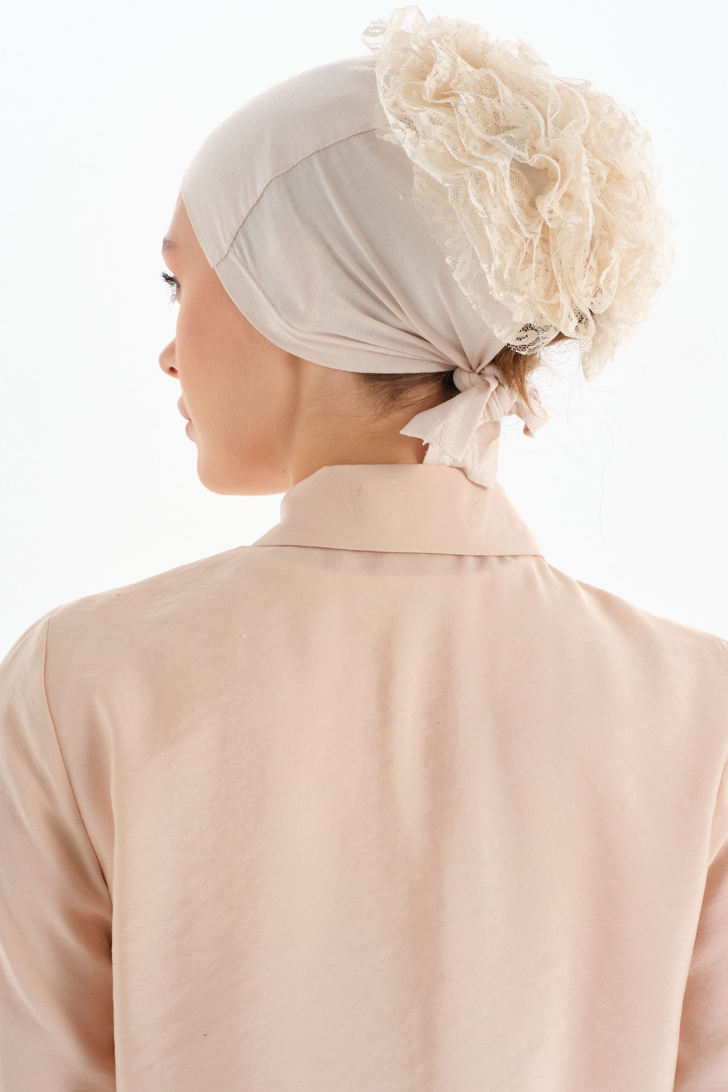 Dantelli Topuz Bone - Bej TUGBA