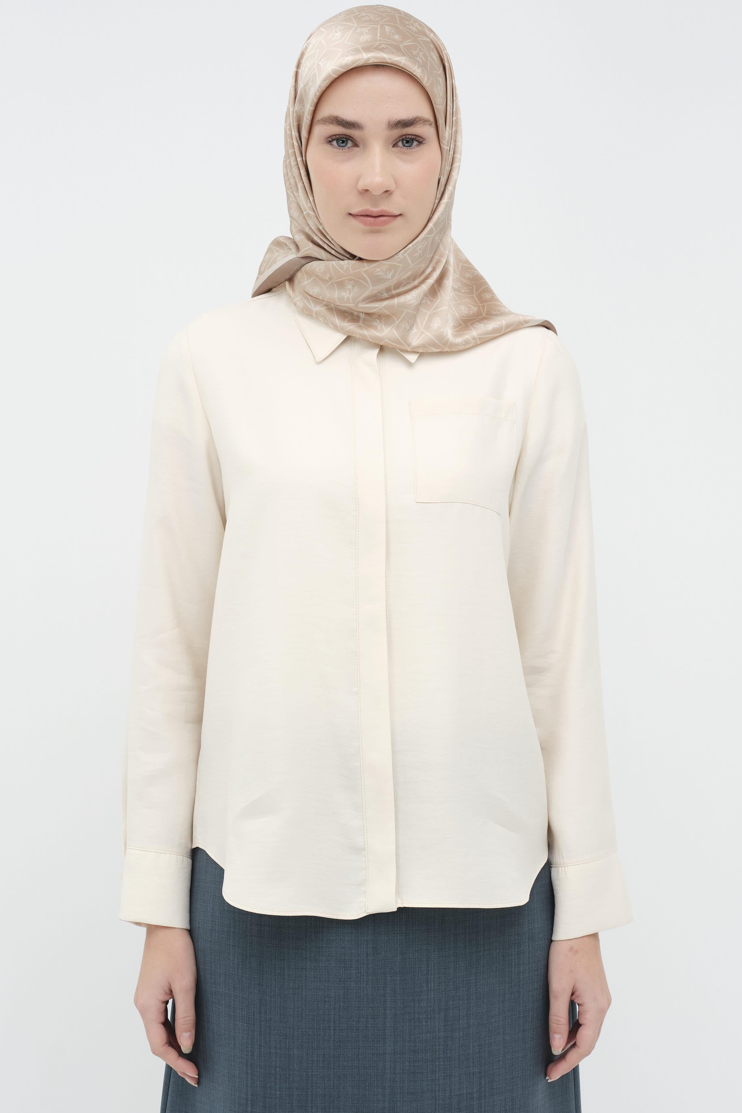 Britli Manşet Detaylı Gömlek - Ekru TUGBA