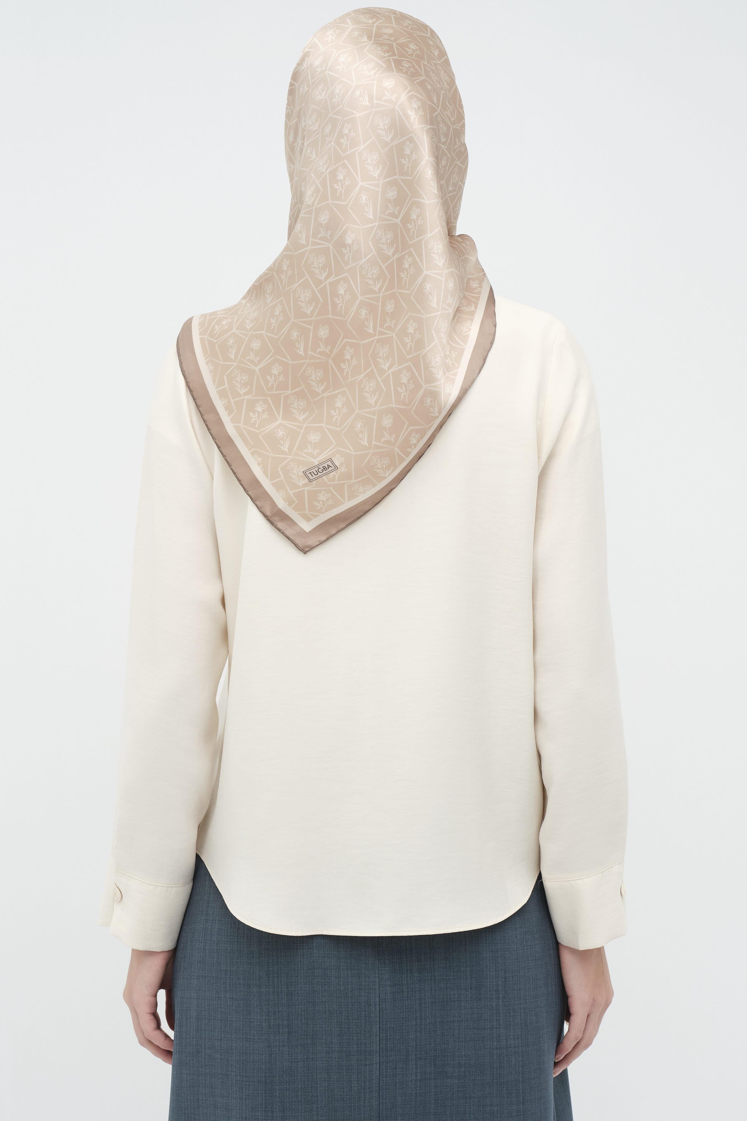 Britli Manşet Detaylı Gömlek - Ekru TUGBA