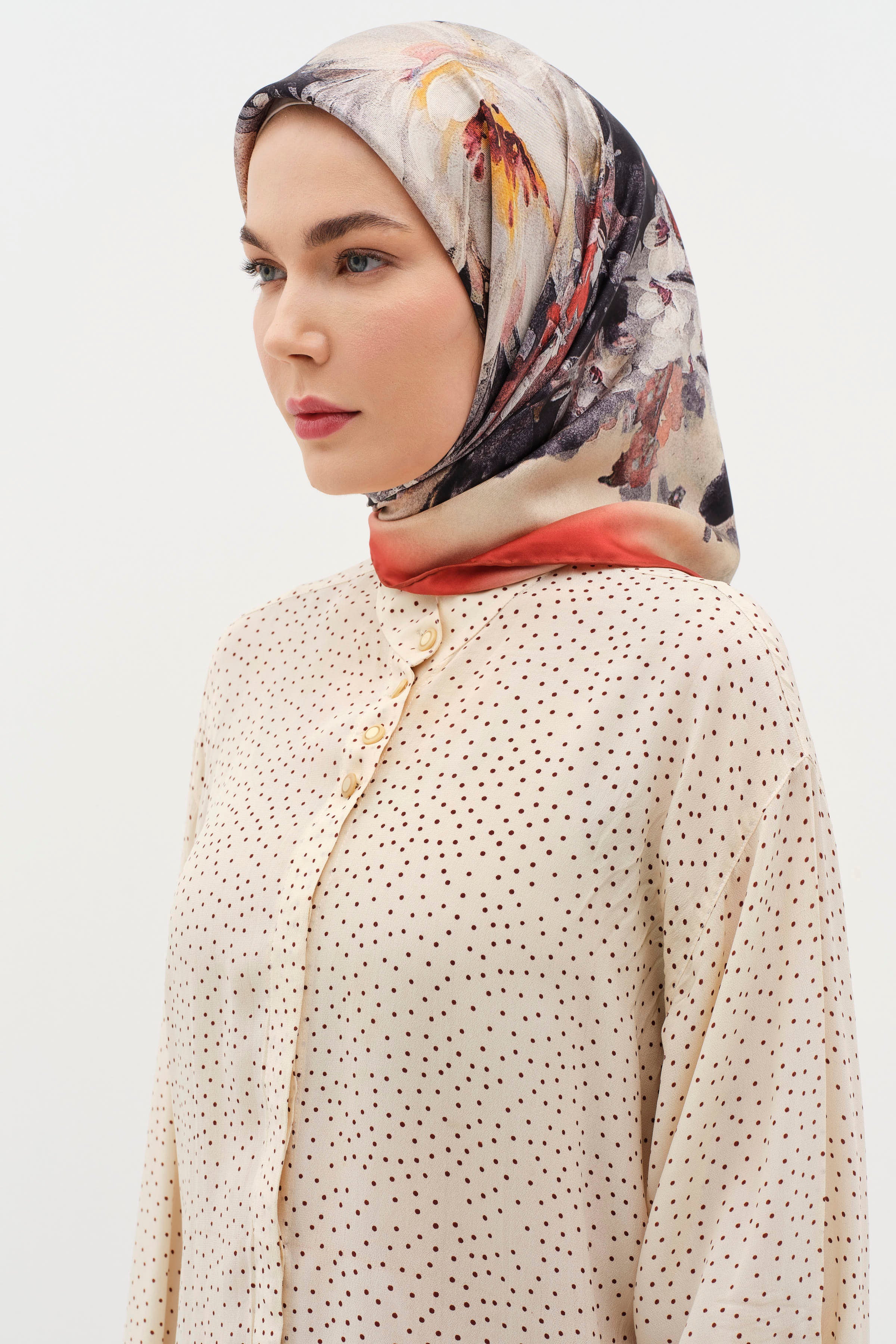 Buket Desenli Twill İpek Eşarp - Bordo TUGBA