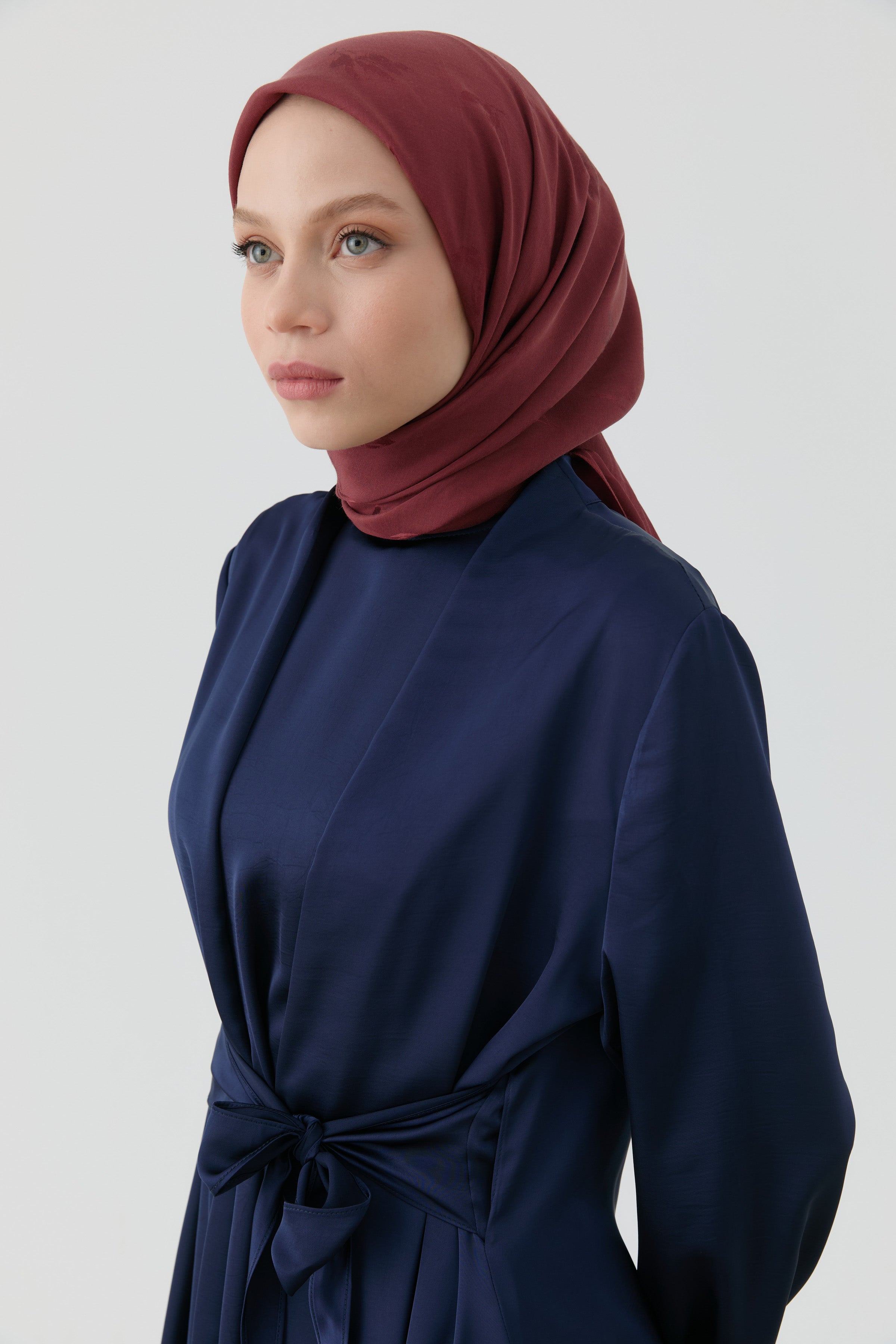 Buket Jakar Naturel Eşarp - Bordo TUGBA