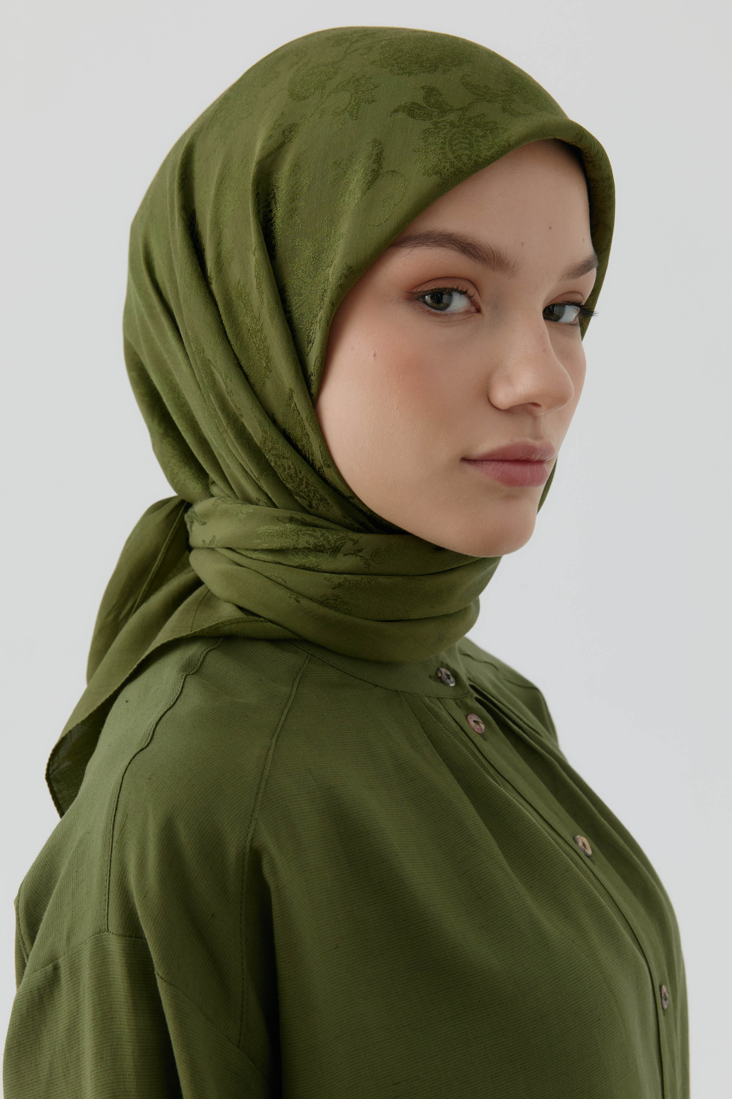 Nevgül Jakar Naturel Eşarp - Haki TUGBA