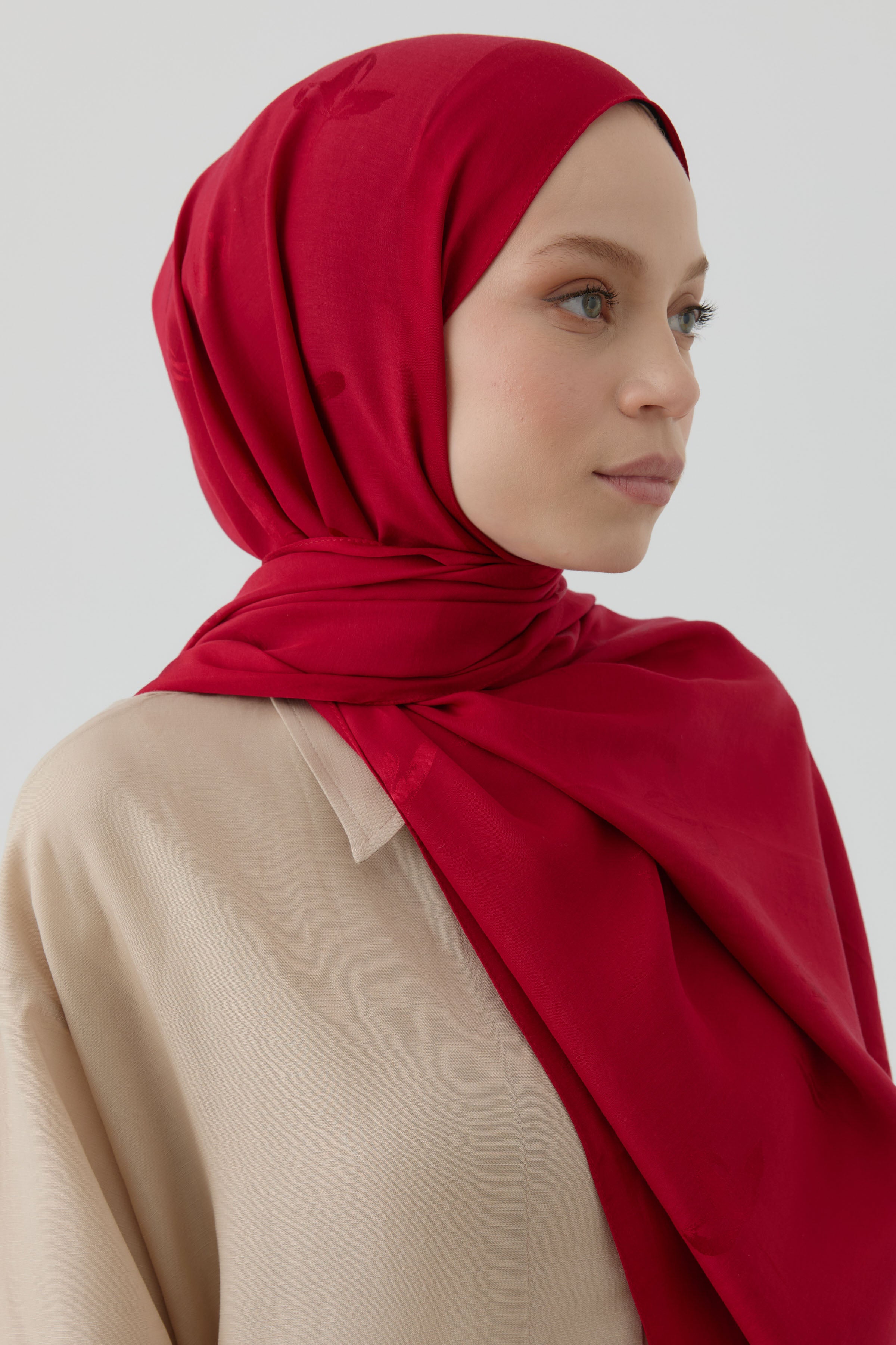 Buket Jakar Naturel Şal - Kırmızı TUGBA