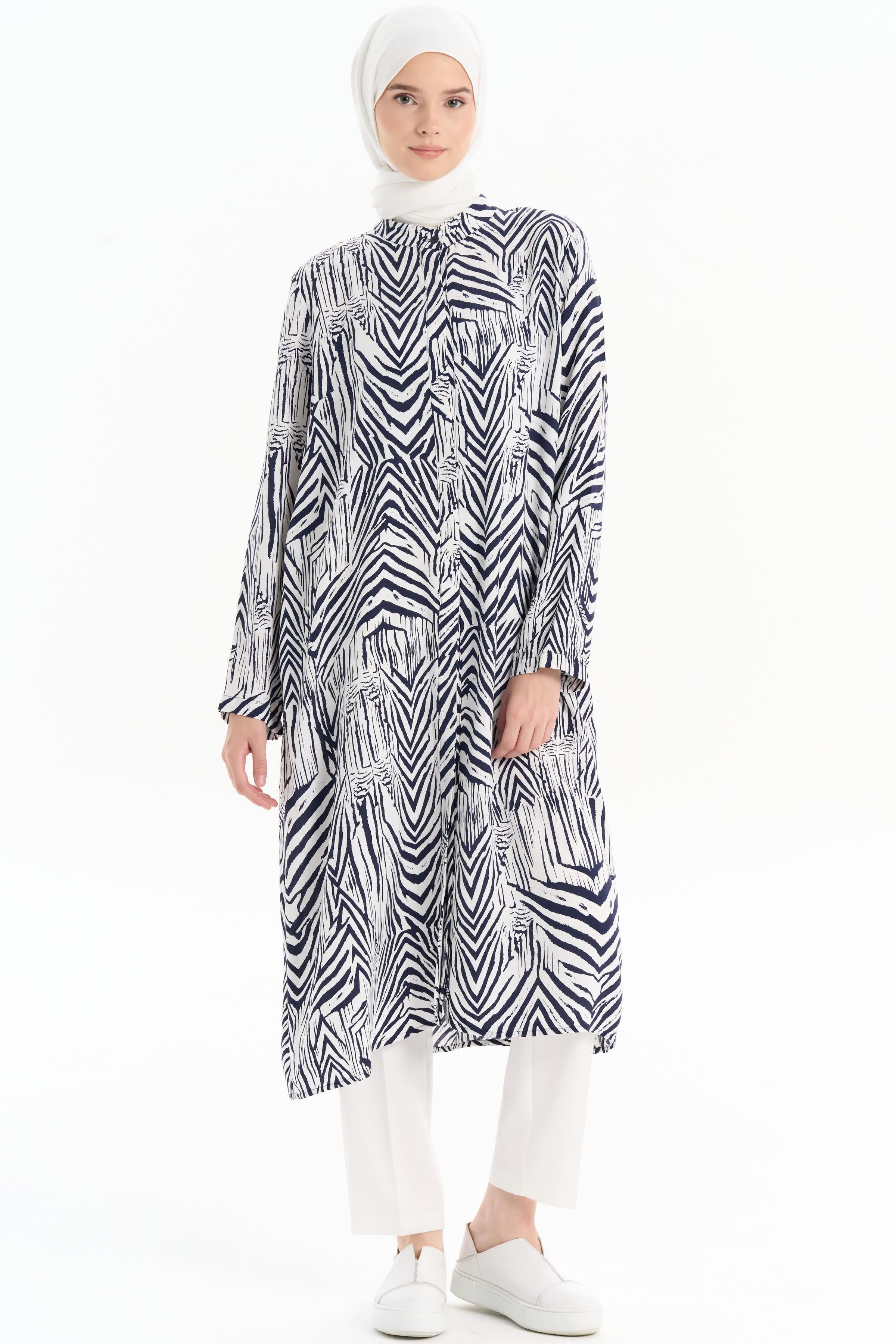 Büyük Beden Desenli Tunik - Lacivert TUGBA