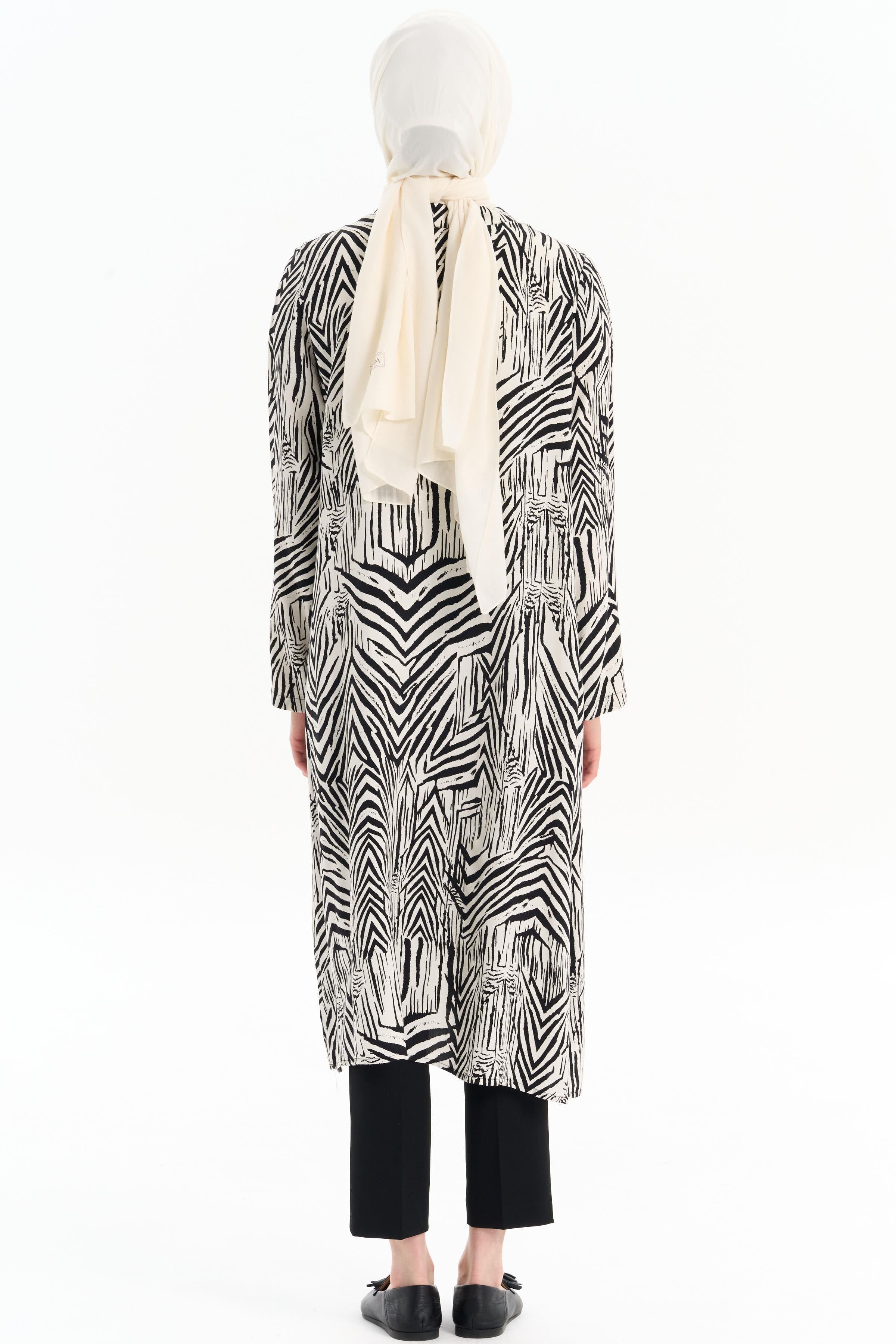 Büyük Beden Desenli Tunik - Siyah TUGBA