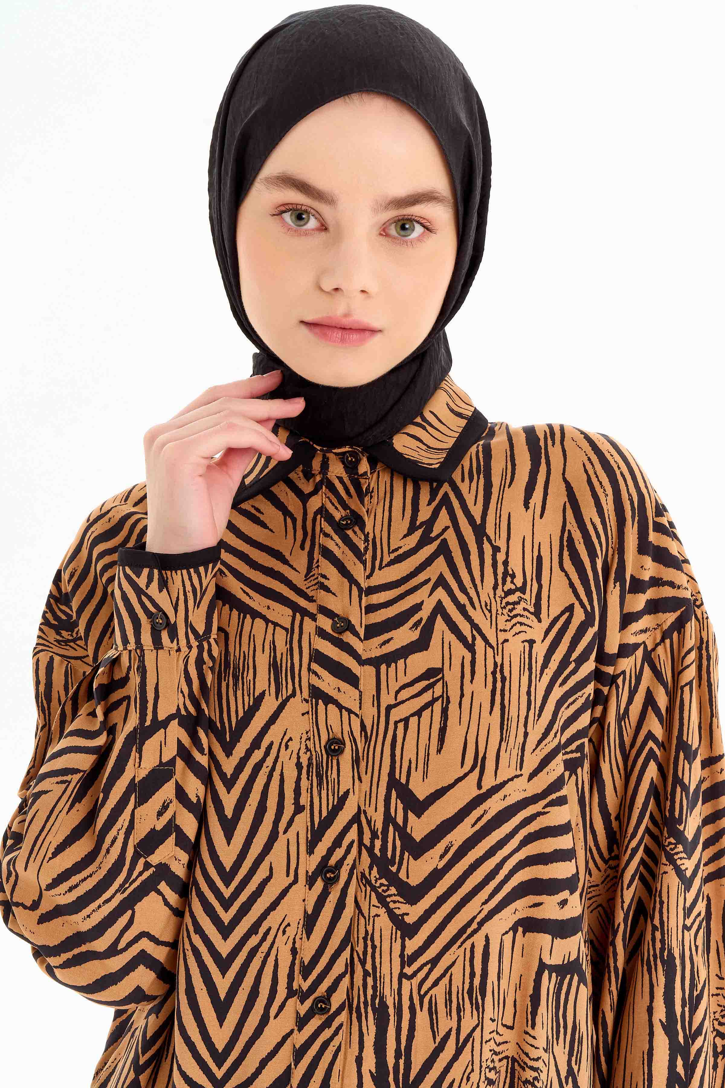 Büyük Beden Garnili Desenli Tunik - Kahve TUGBA