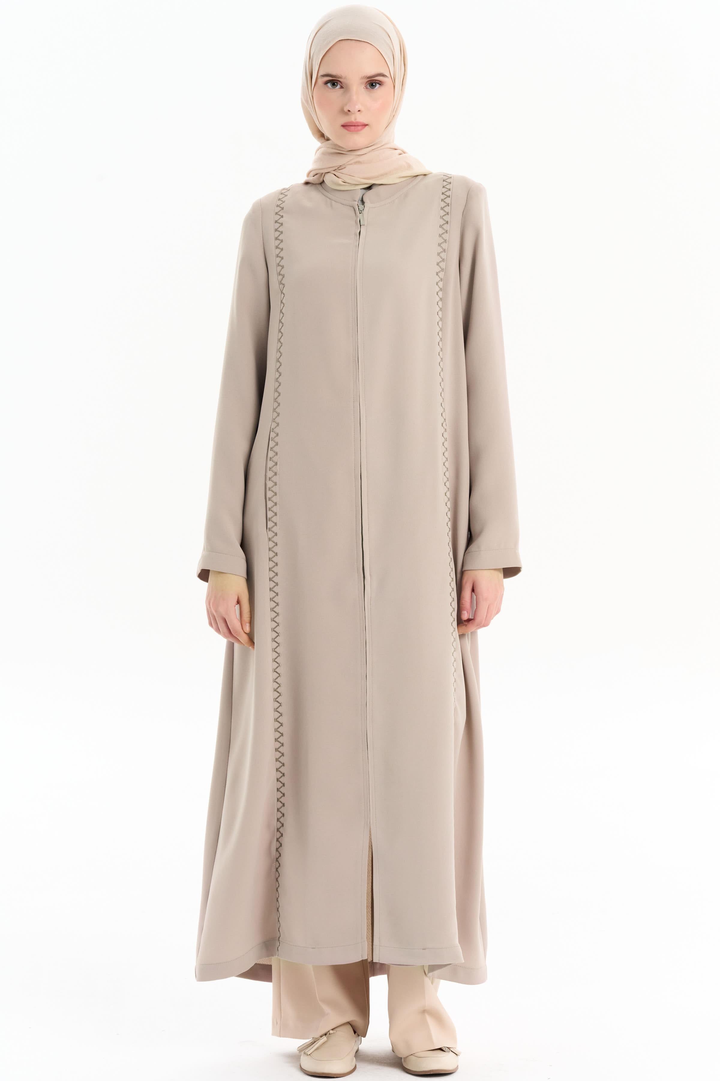 Büyük Beden Nakışlı Pardesü - Bej TUGBA