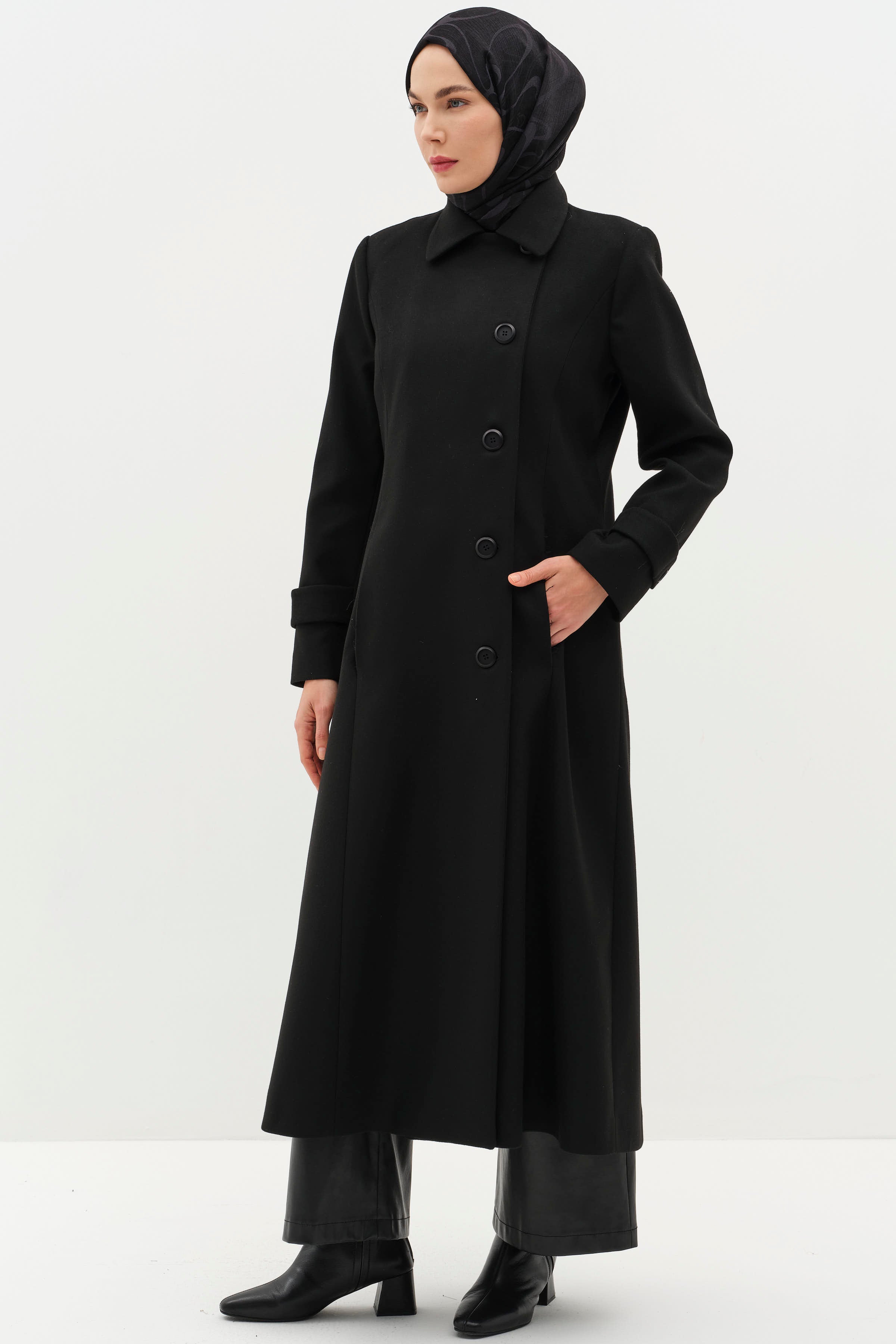 Büyük Beden Şömizye Kaşe Manto - Siyah TUGBA