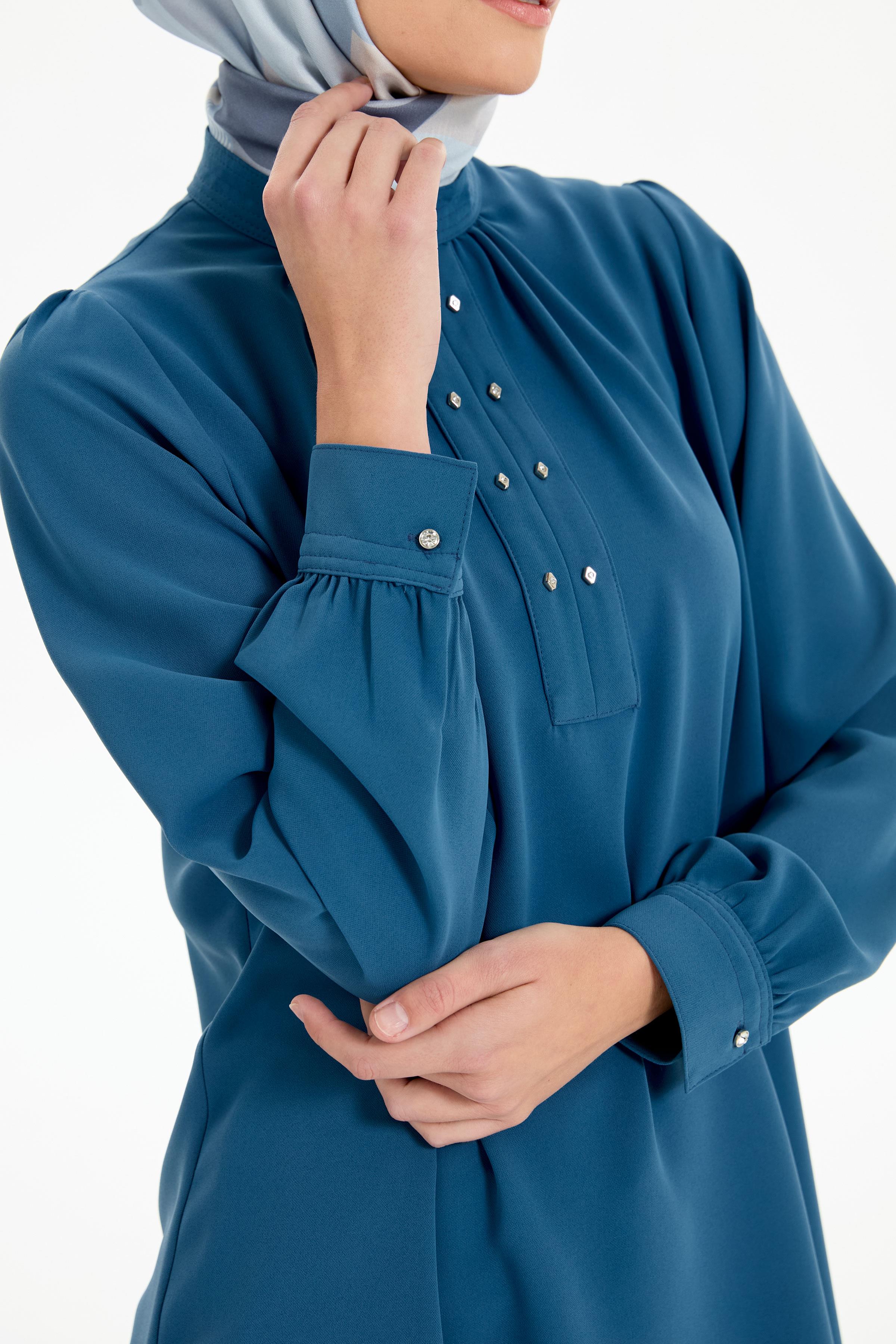 Büzgü Detaylı Yaka Dikişli Tunik - Mavi TUGBA