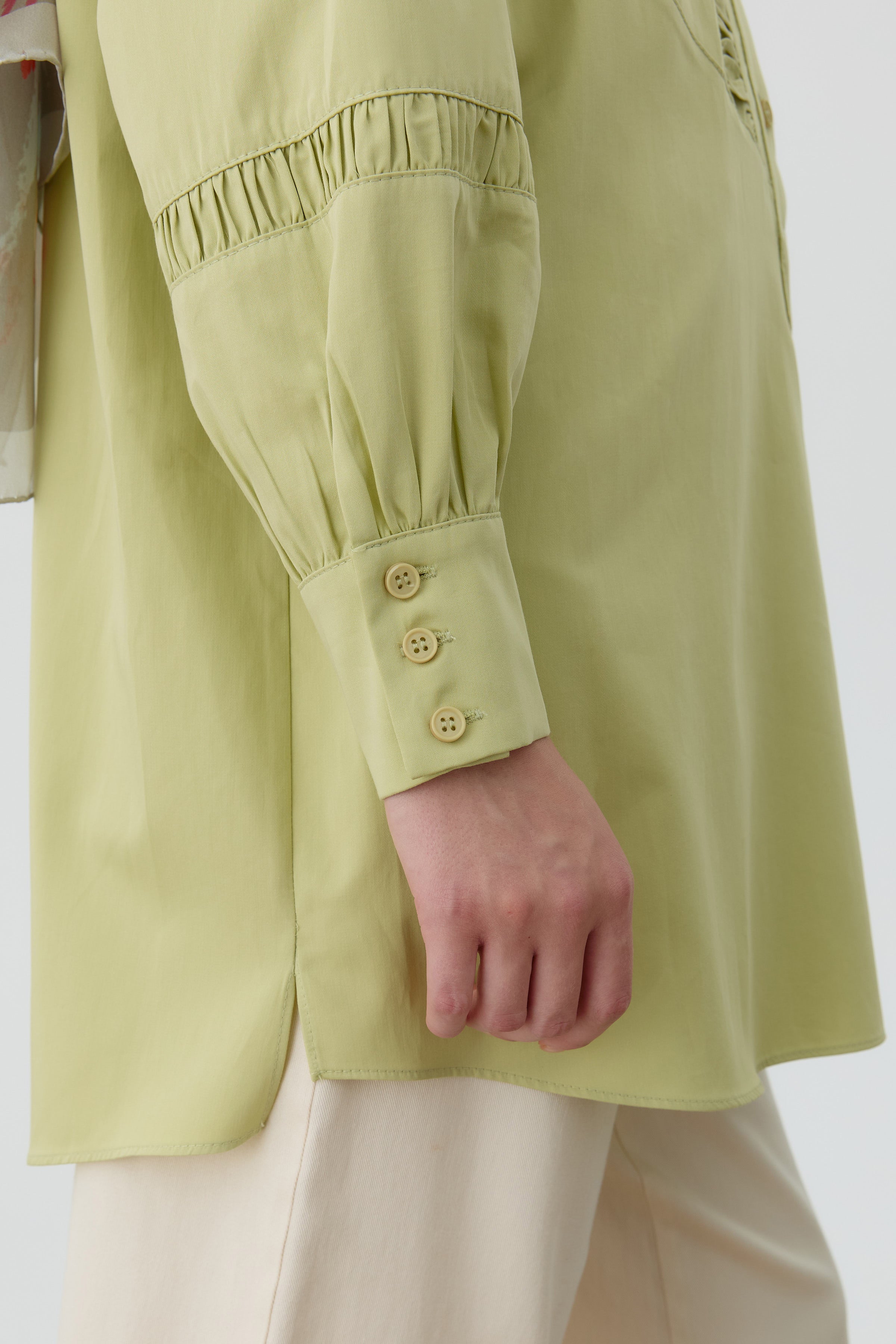 Büzgü Kesik Detaylı Tunik - Fıstık Yeşili TUGBA