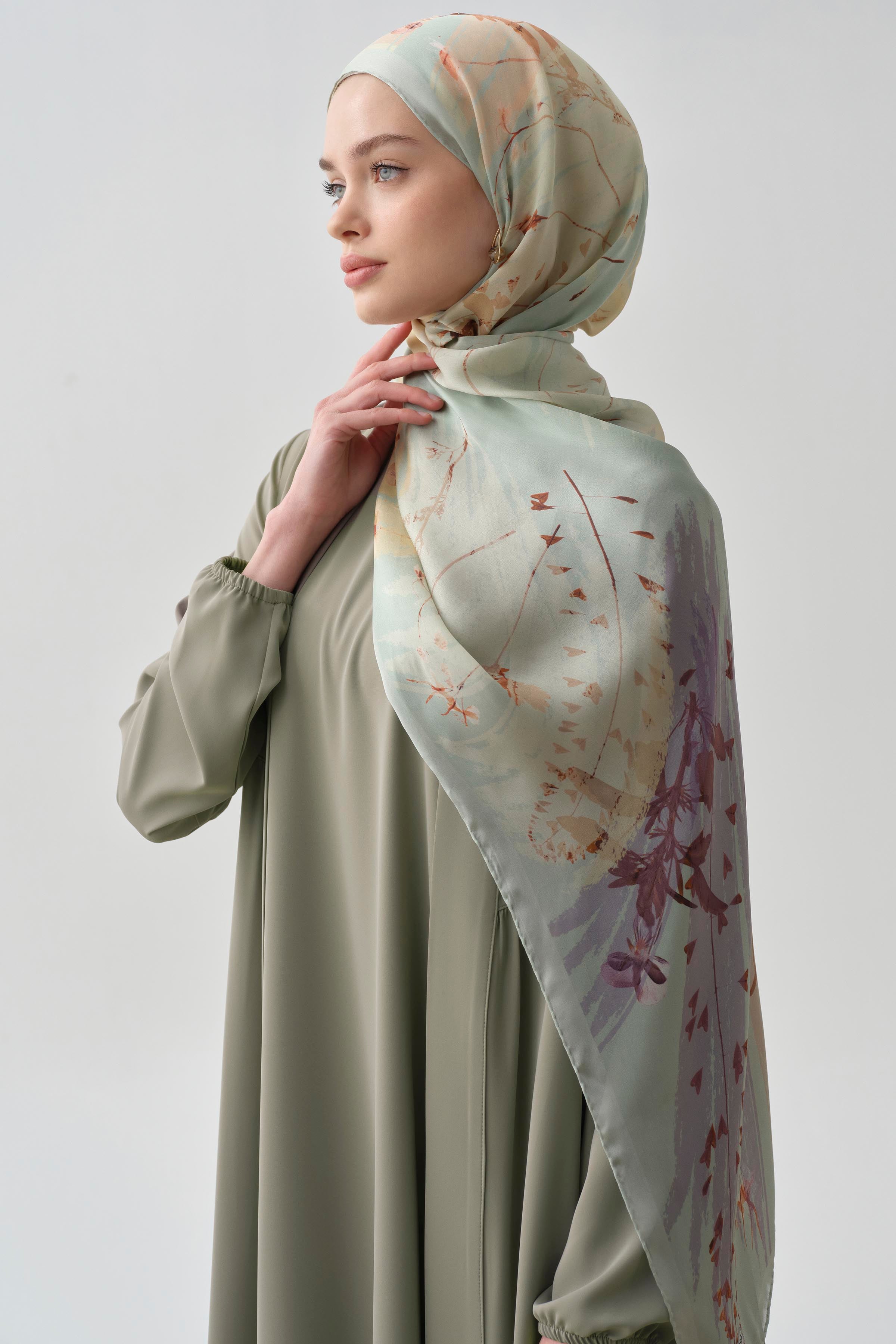 Büzgülü Beli Kuşaklı Abaya - Mint TUGBA