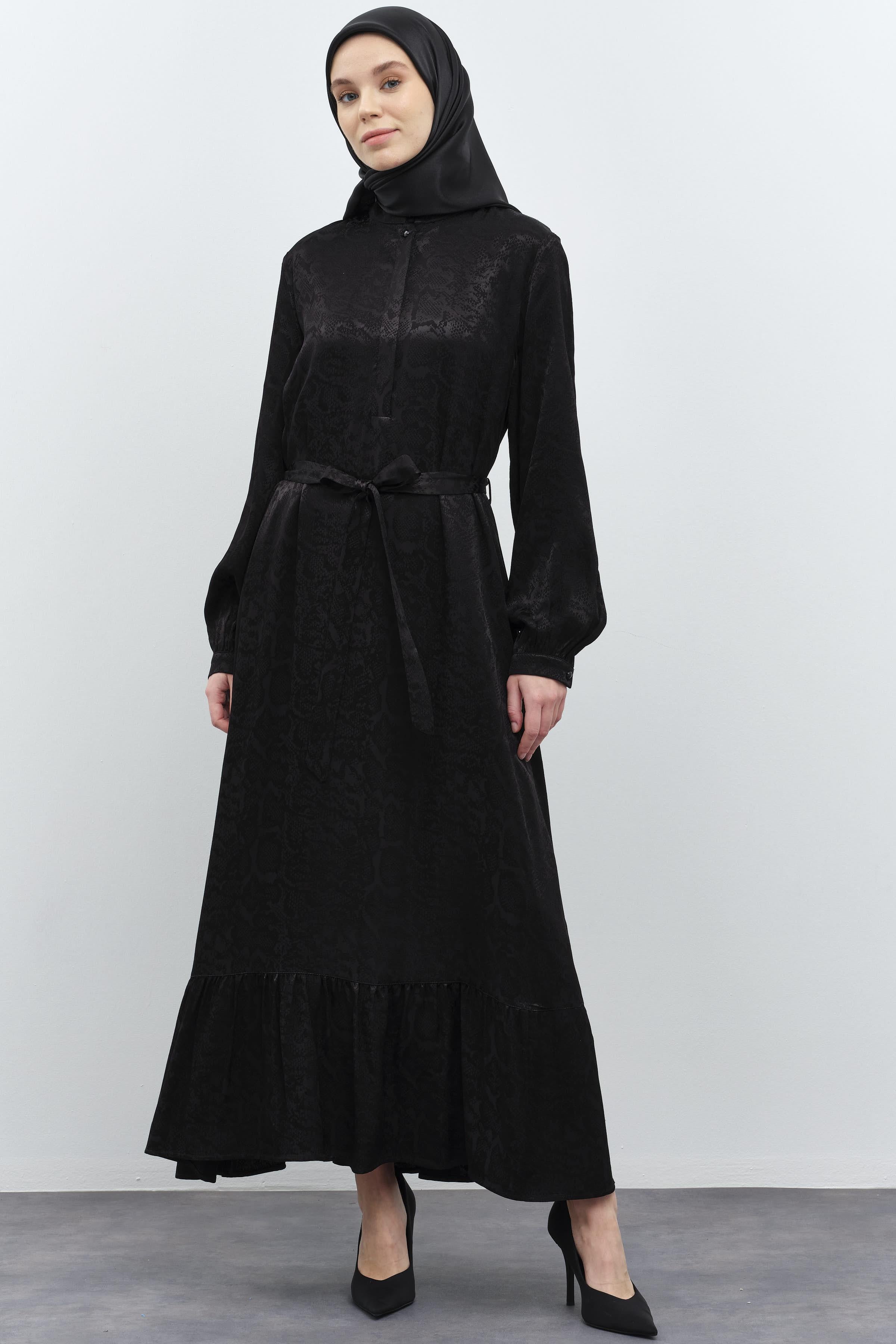 Büzgülü Beli Kuşaklı Elbise - Siyah TUGBA