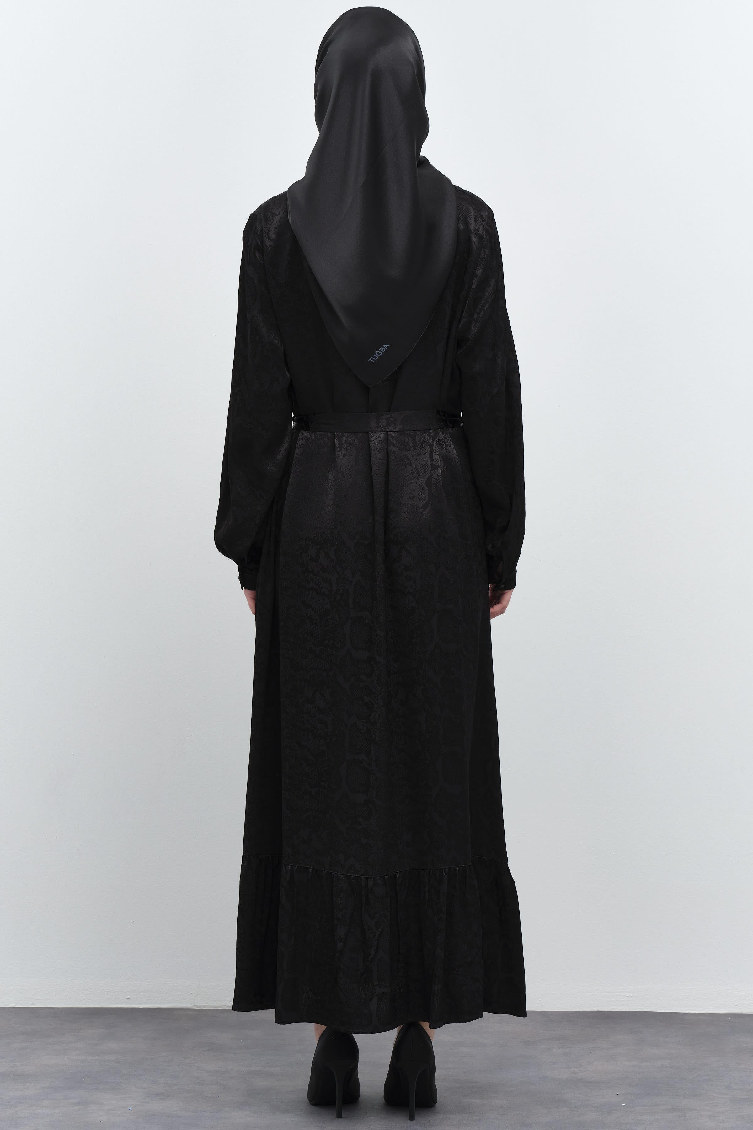 Büzgülü Beli Kuşaklı Elbise - Siyah TUGBA