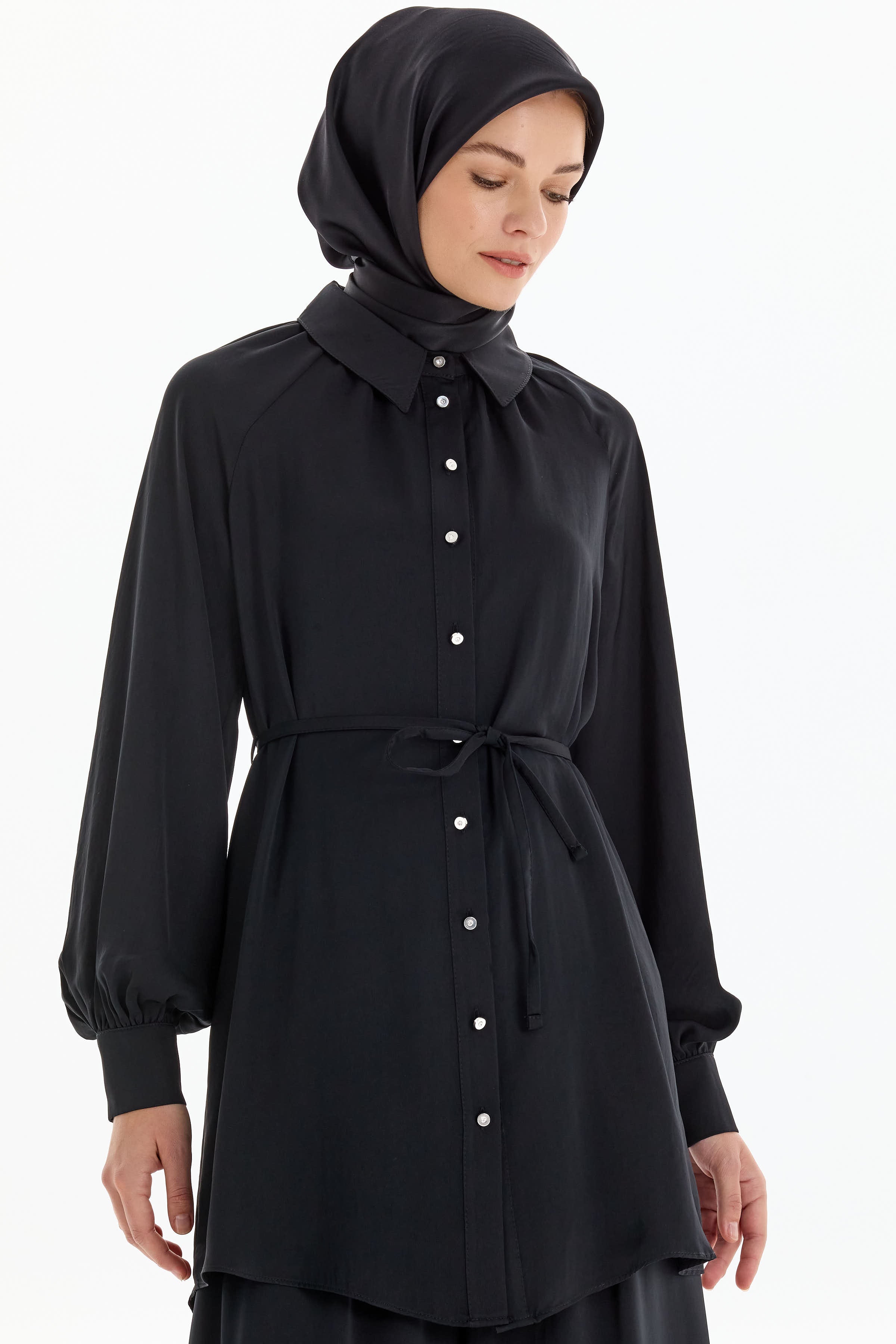 Büzgülü Çift Kat Kemerli Tunik - Siyah TUGBA