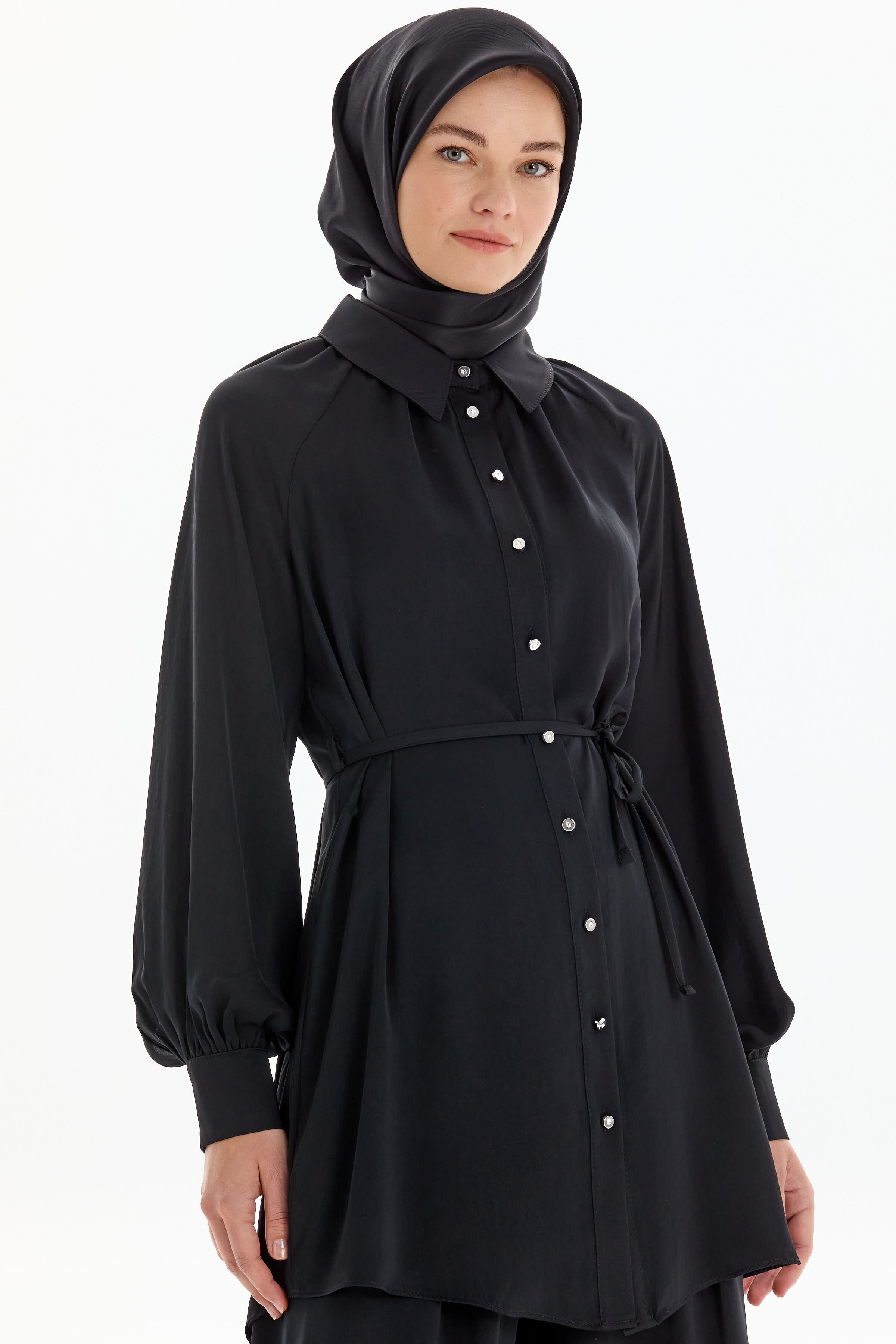 Büzgülü Çift Kat Kemerli Tunik - Siyah TUGBA