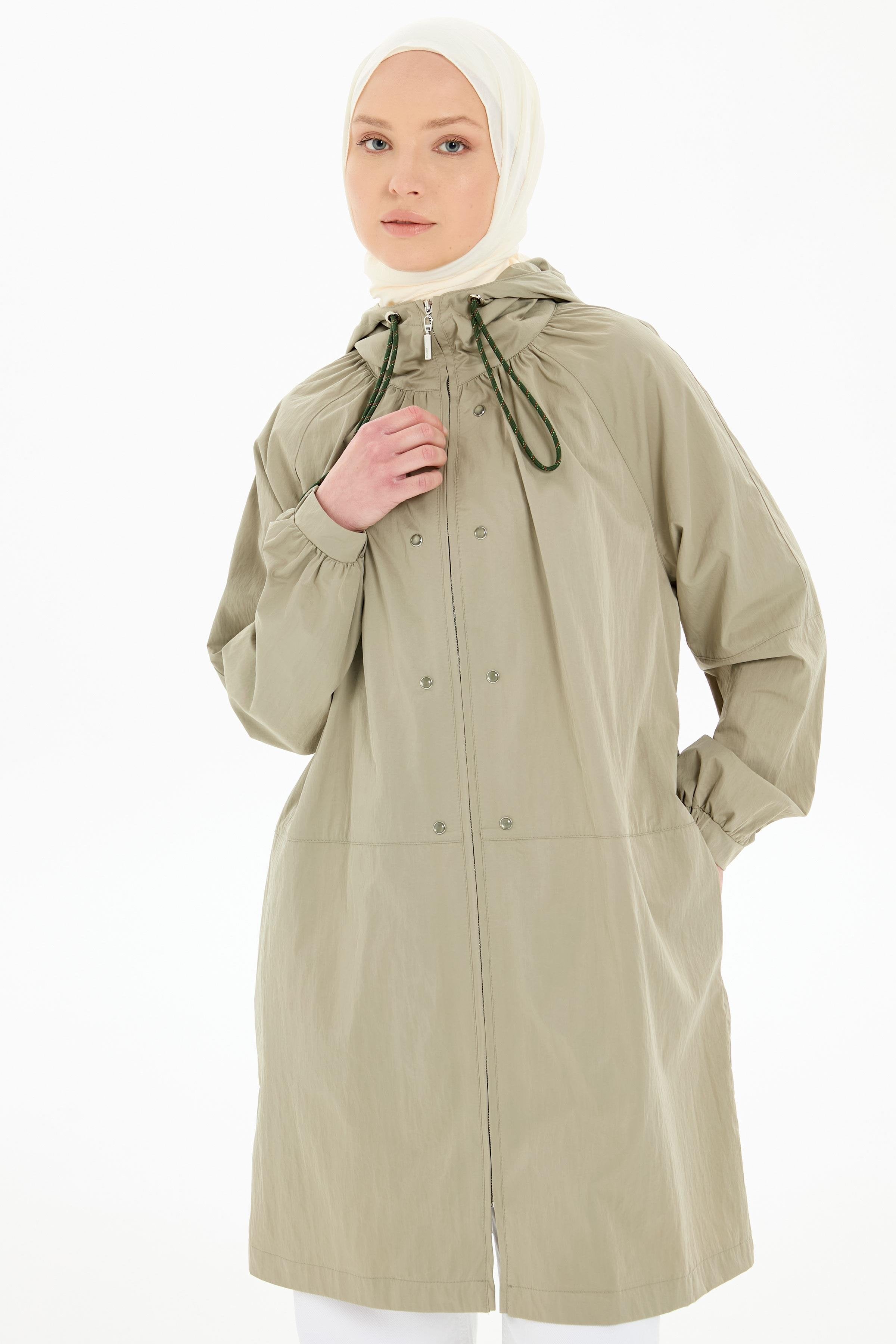 Büzgülü Fermuar Kapamalı Yağmurluk - Mint TUGBA
