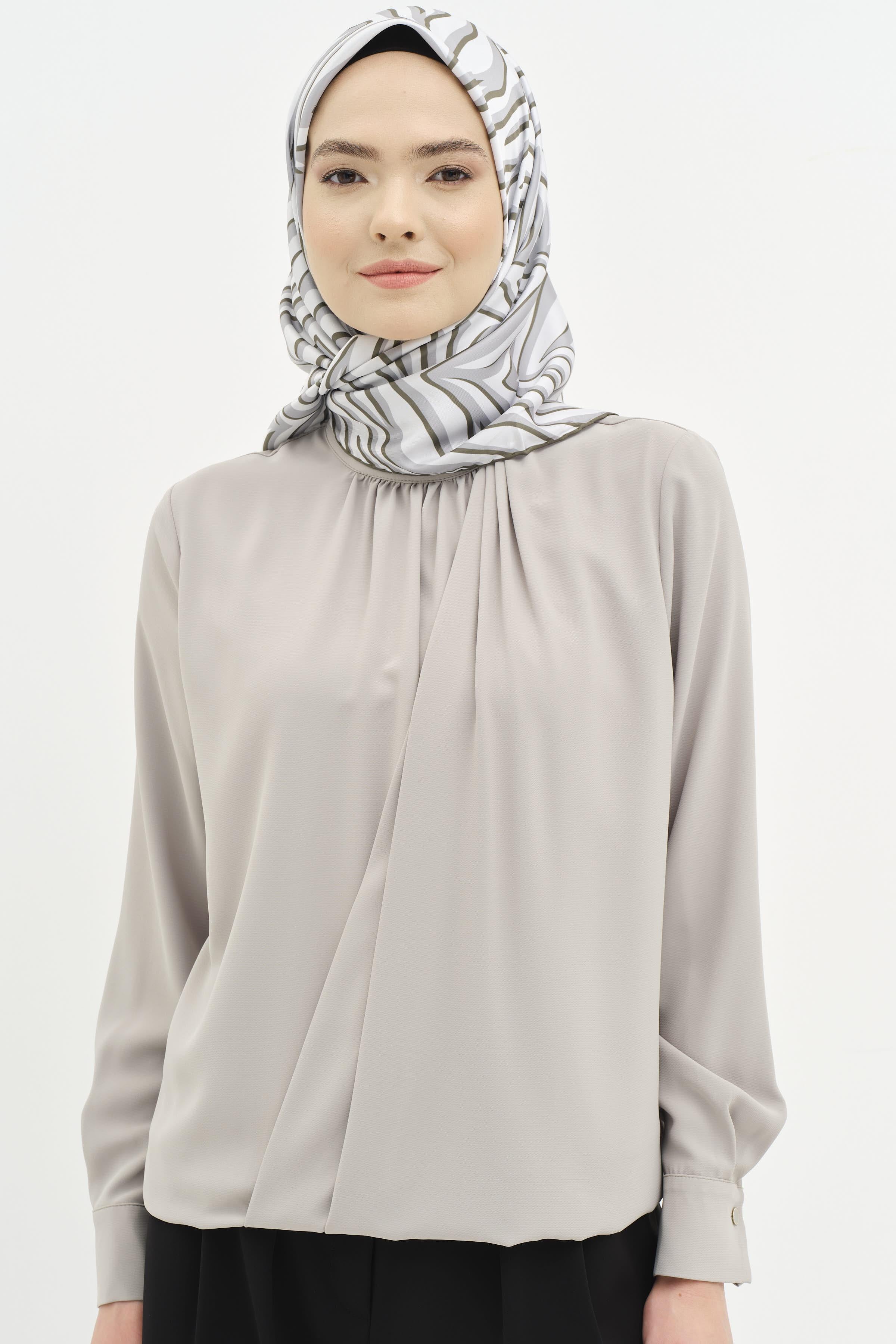 Büzgülü Hakim Yakalı Bluz - Olive TUGBA