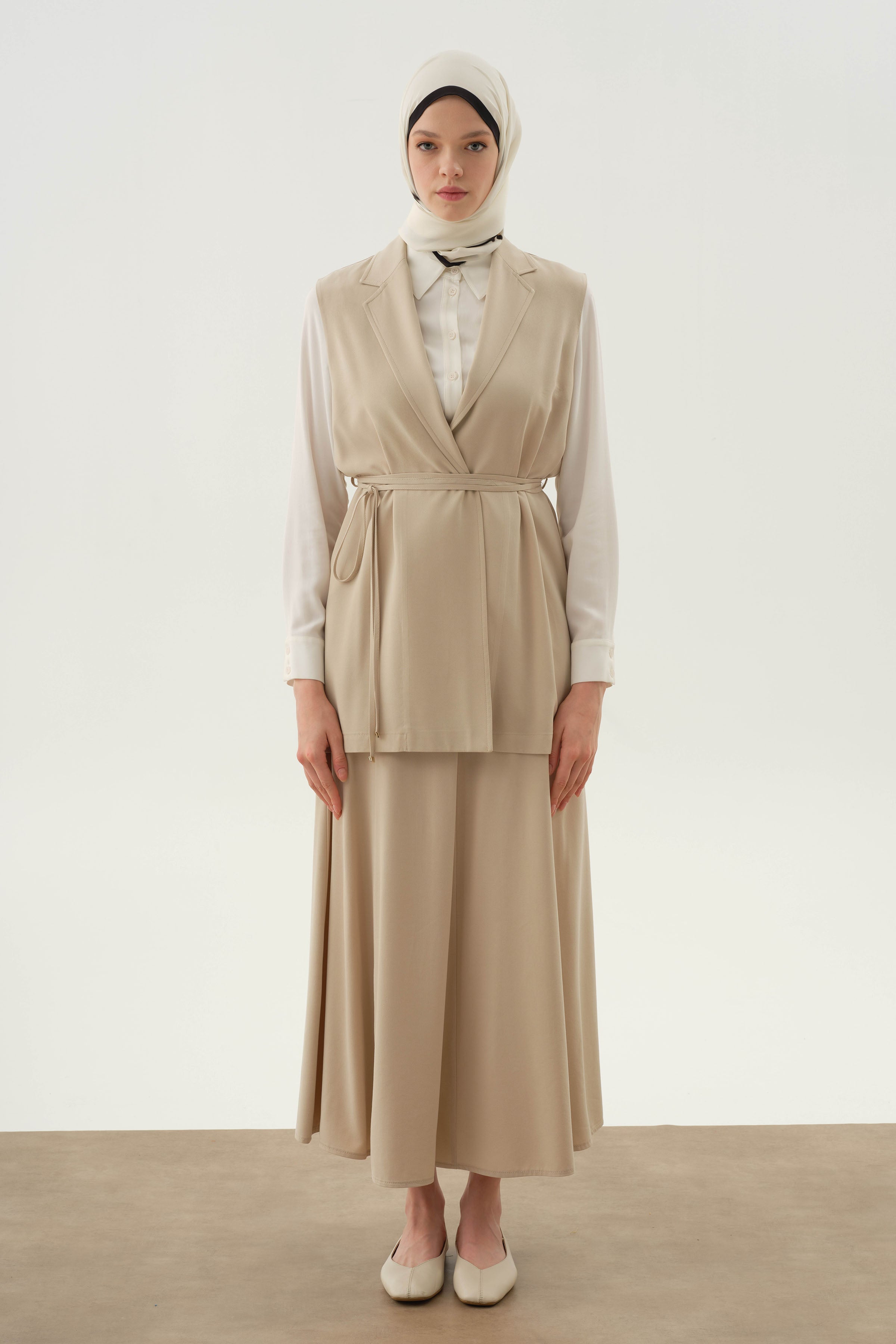 Çapraz Biye Kemerli Parçalı Etek - Bej TUGBA