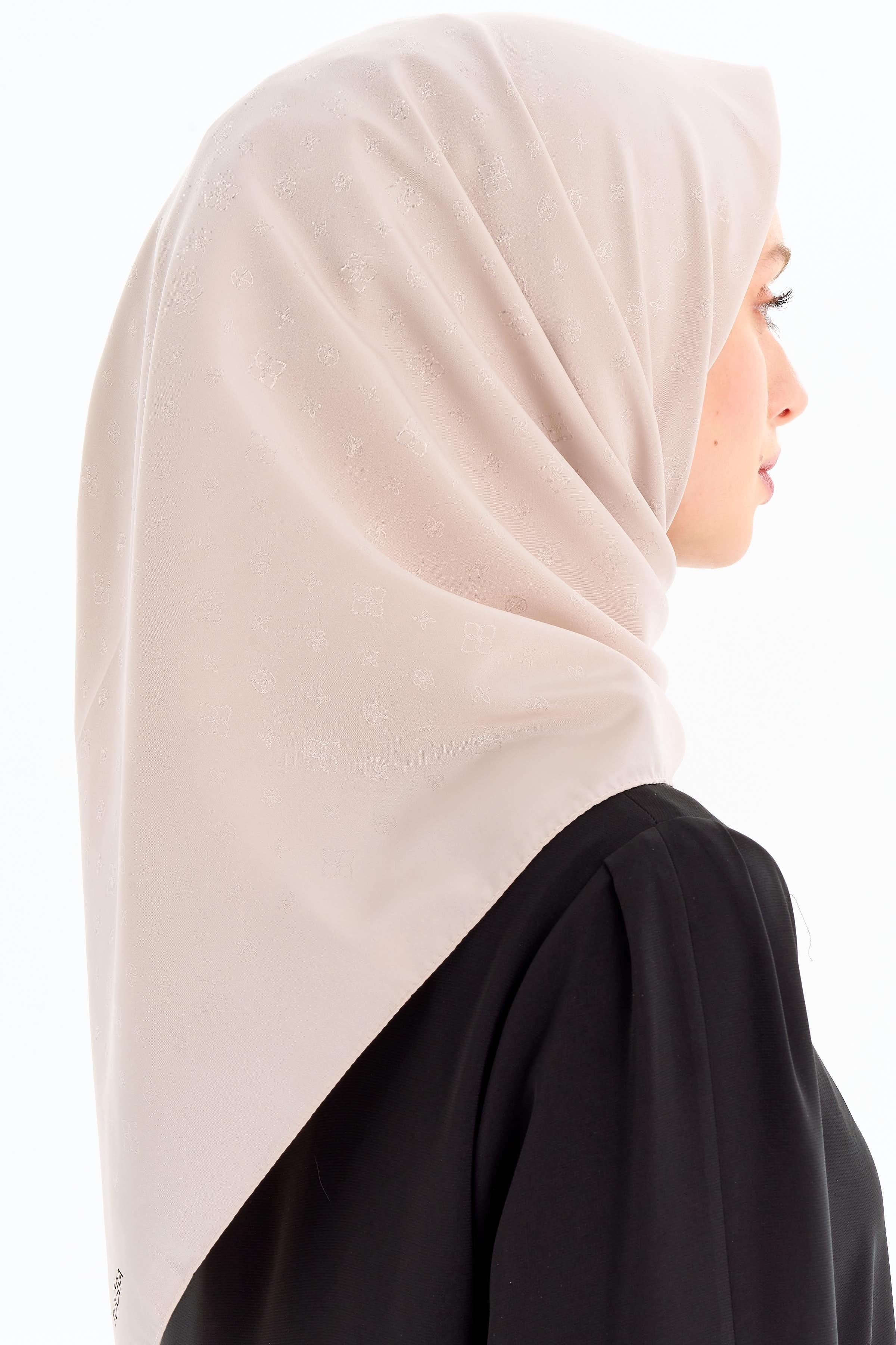 Capri Eşarp - Taş TUGBA