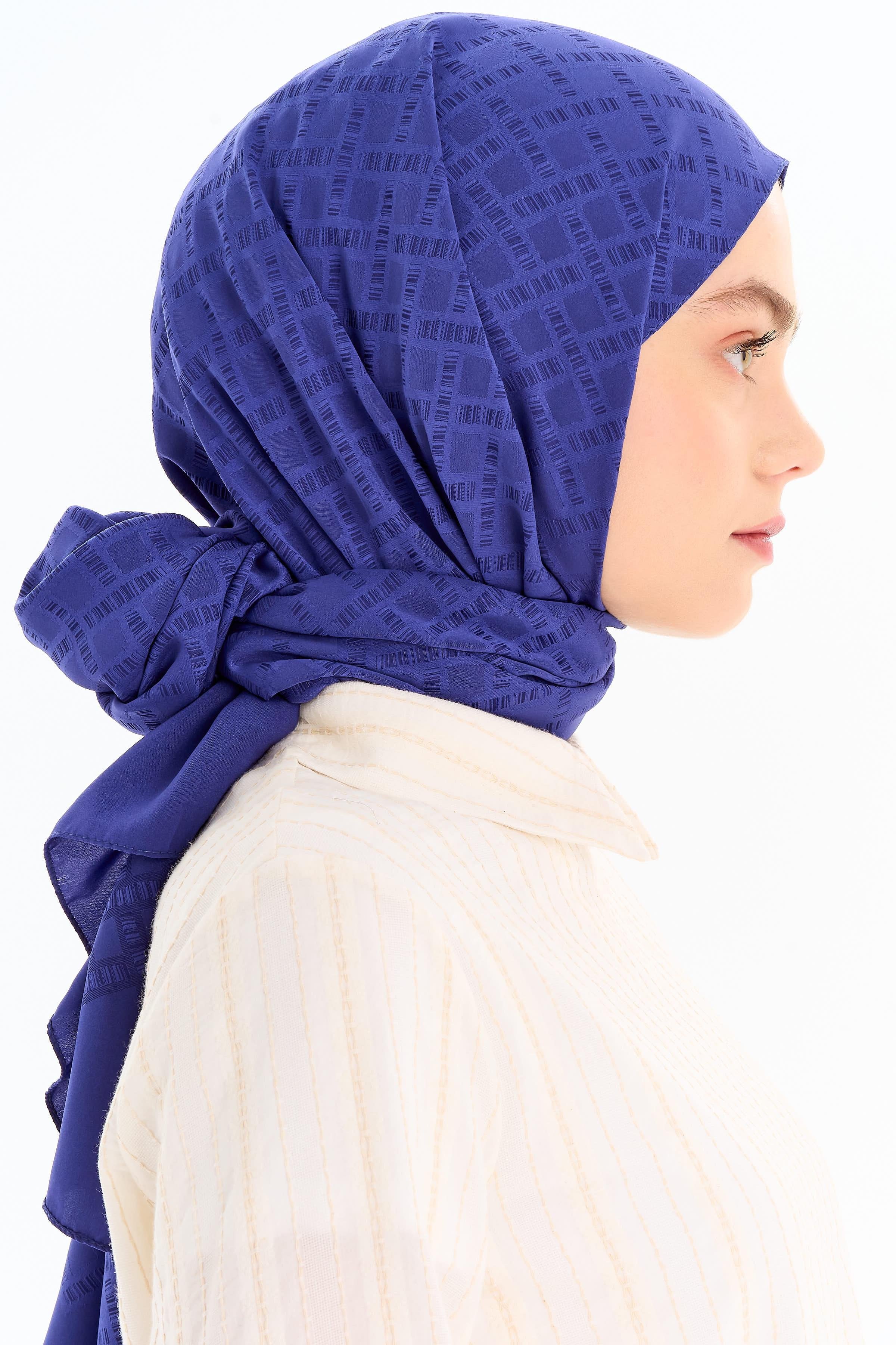 Kare Desen Capri Şal - Havacı TUGBA