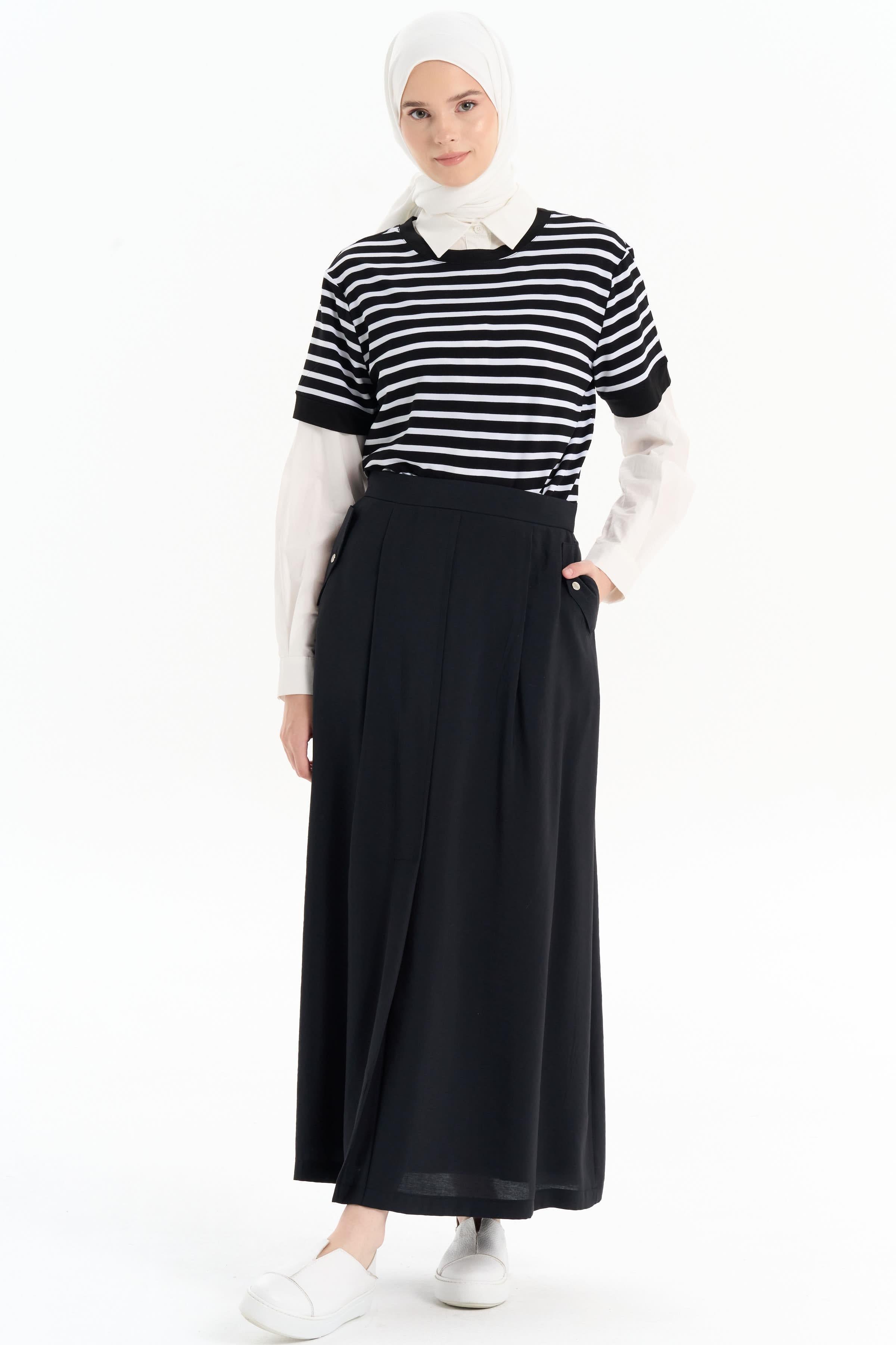 Cep Kapağı Detaylı Etek - Siyah TUGBA