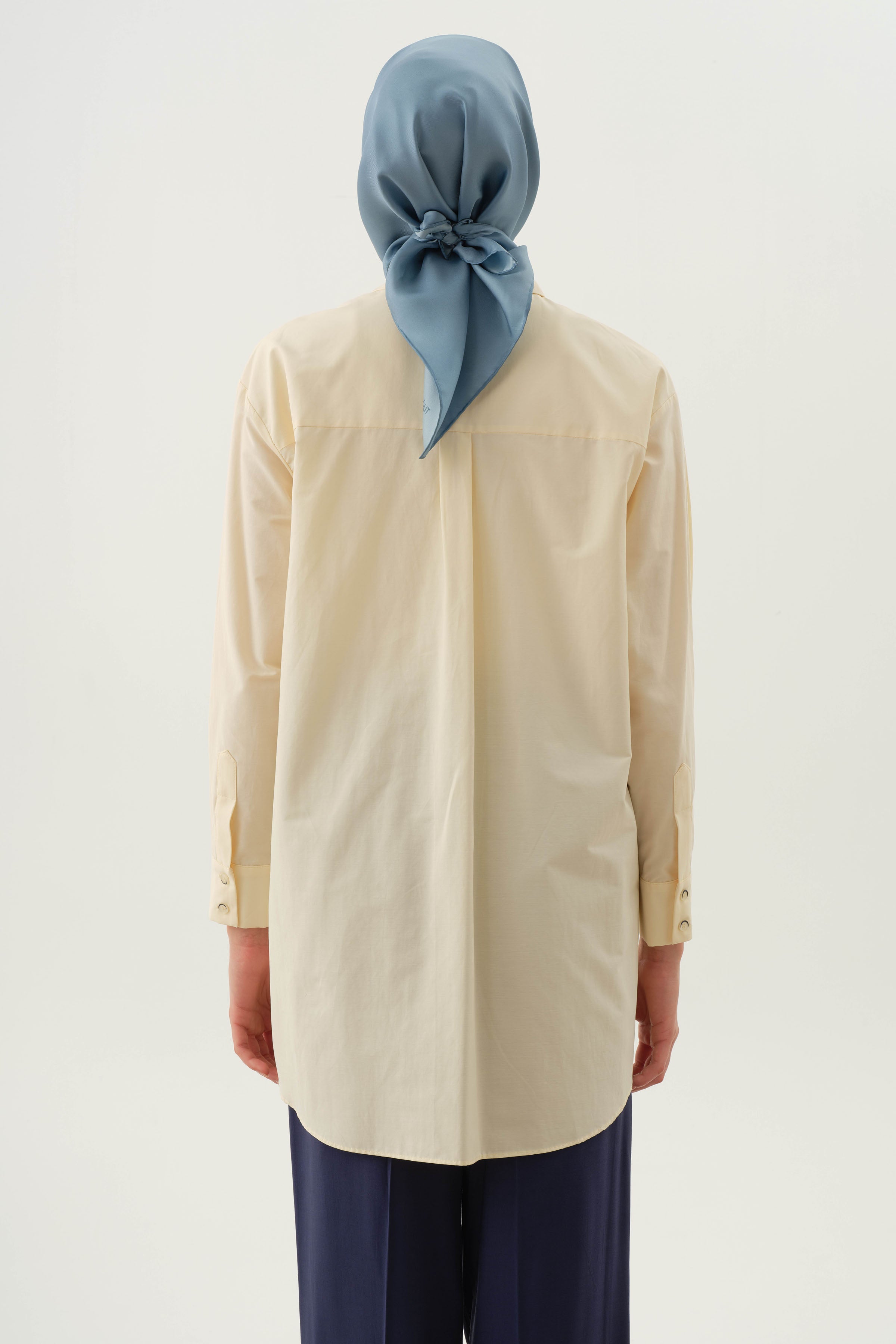 Cep Nakış Detaylı Tunik - Bej - Lacivert TUGBA