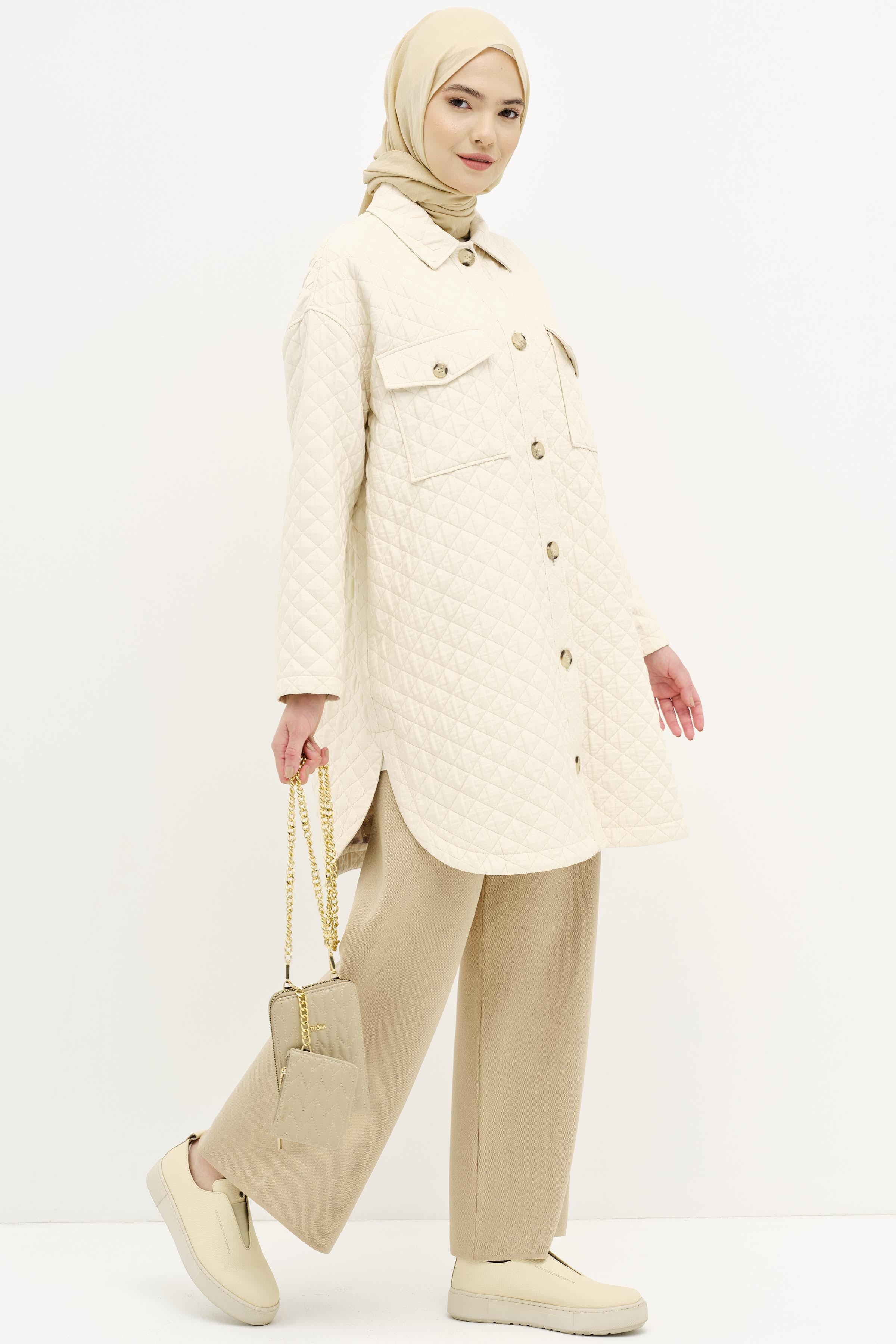 Cepli İnce Kapitone Kap - Krem TUGBA