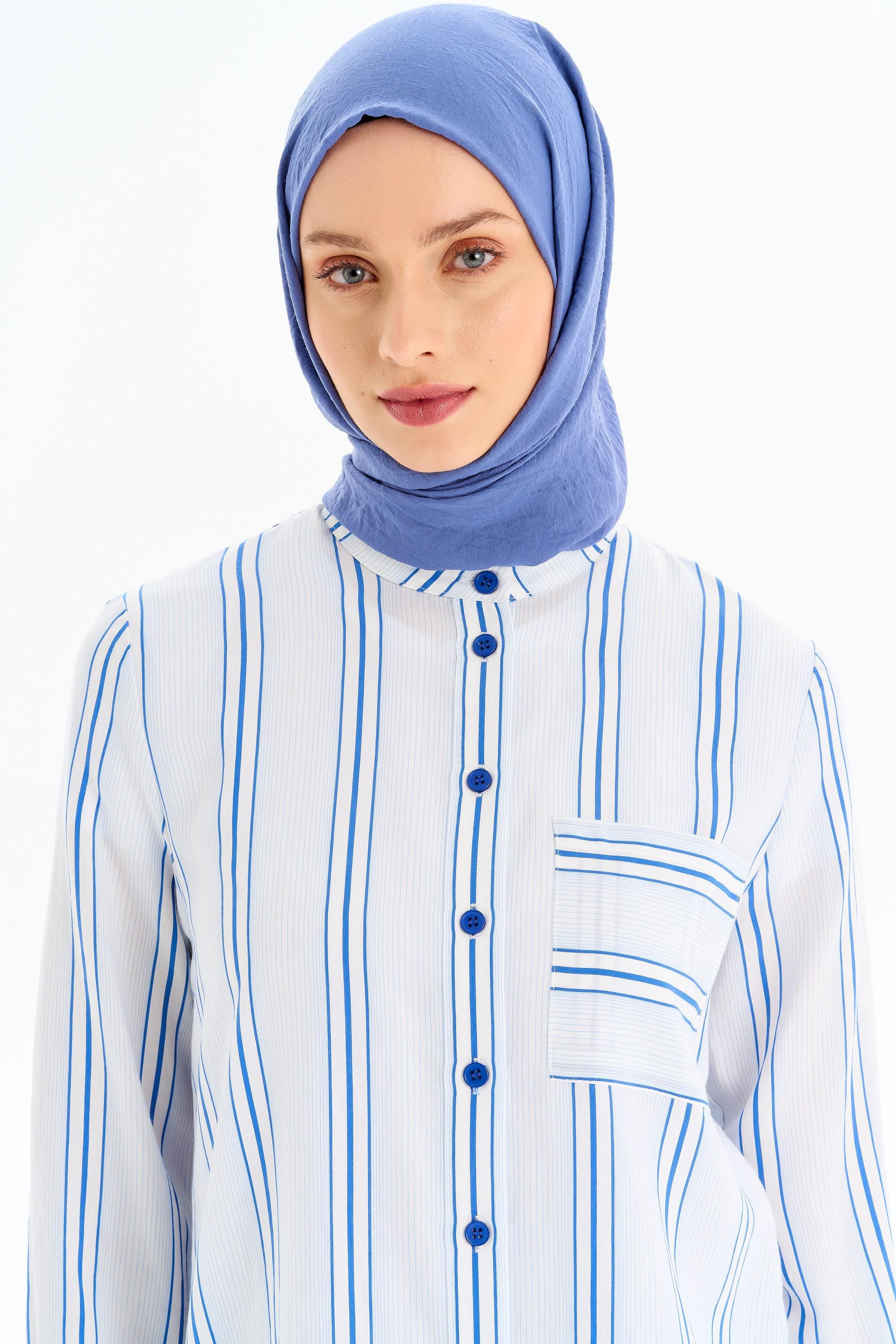 Cepli Yırtmaç Detaylı Çizgili Tunik - Açık Mavi TUGBA