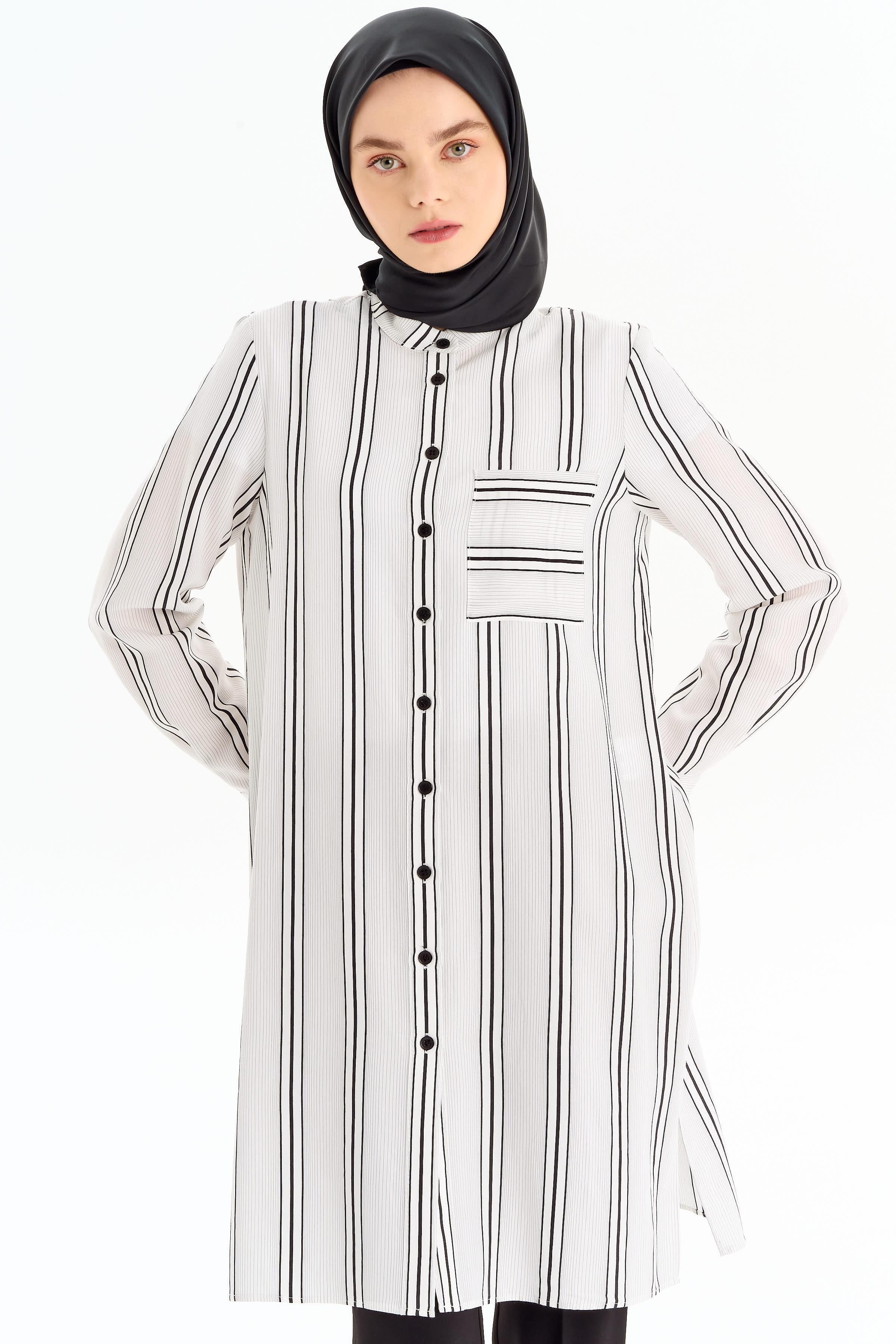 Cepli Yırtmaç Detaylı Çizgili Tunik - Siyah TUGBA