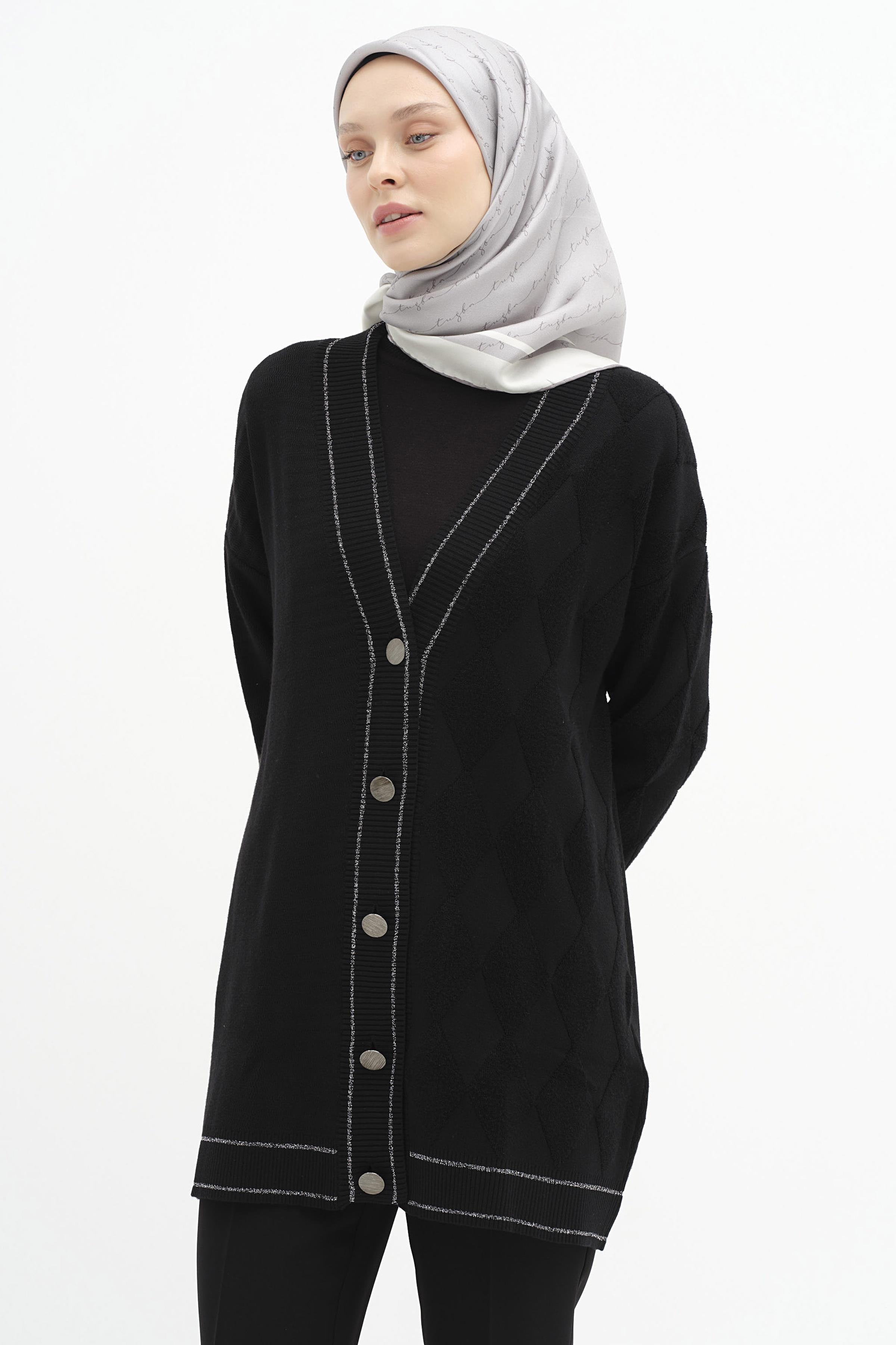 Çerçeve Detaylı Triko Hırka - Siyah TUGBA