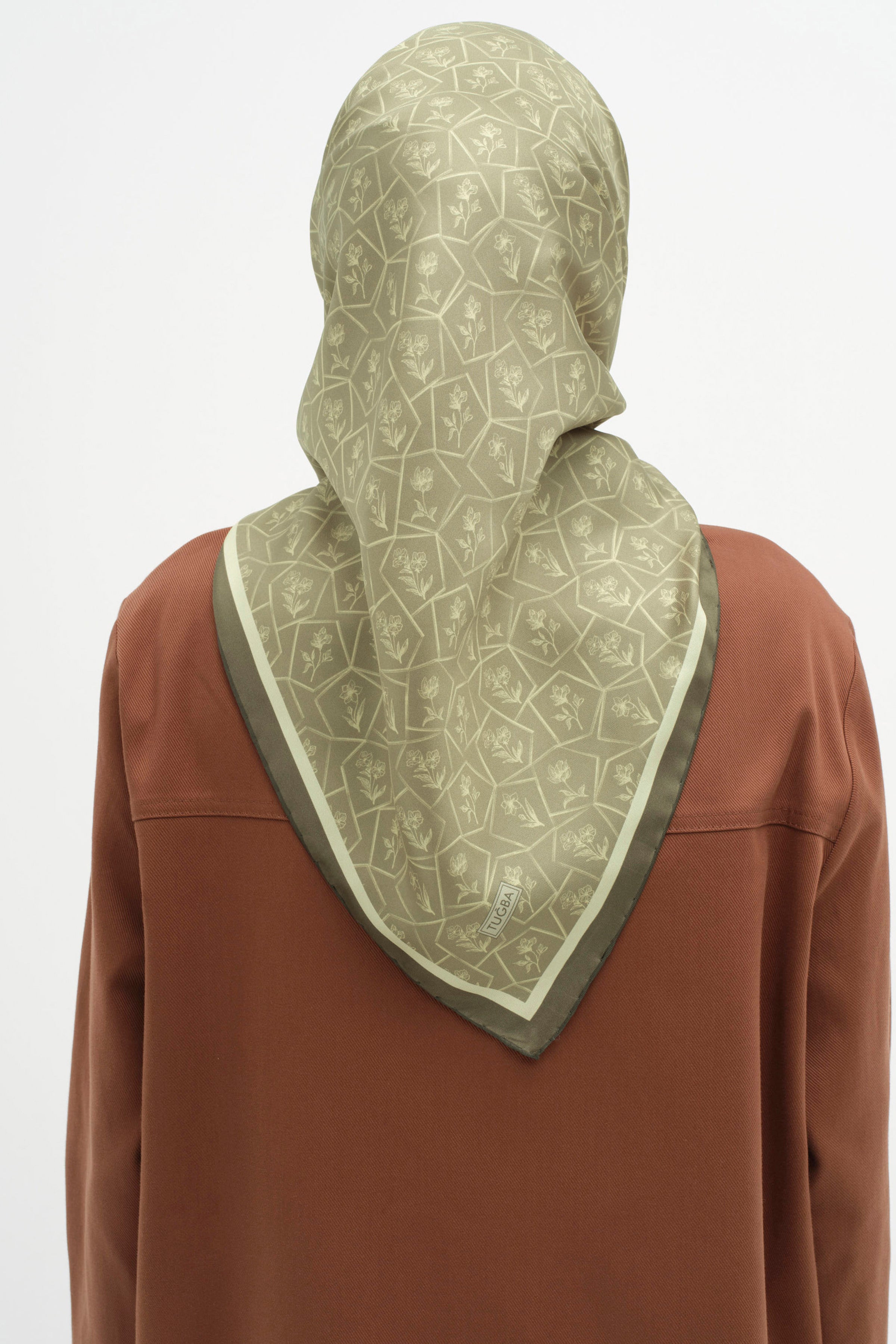 Çerçeveli Twill İpek Eşarp - Fıstık Yeşili TUGBA