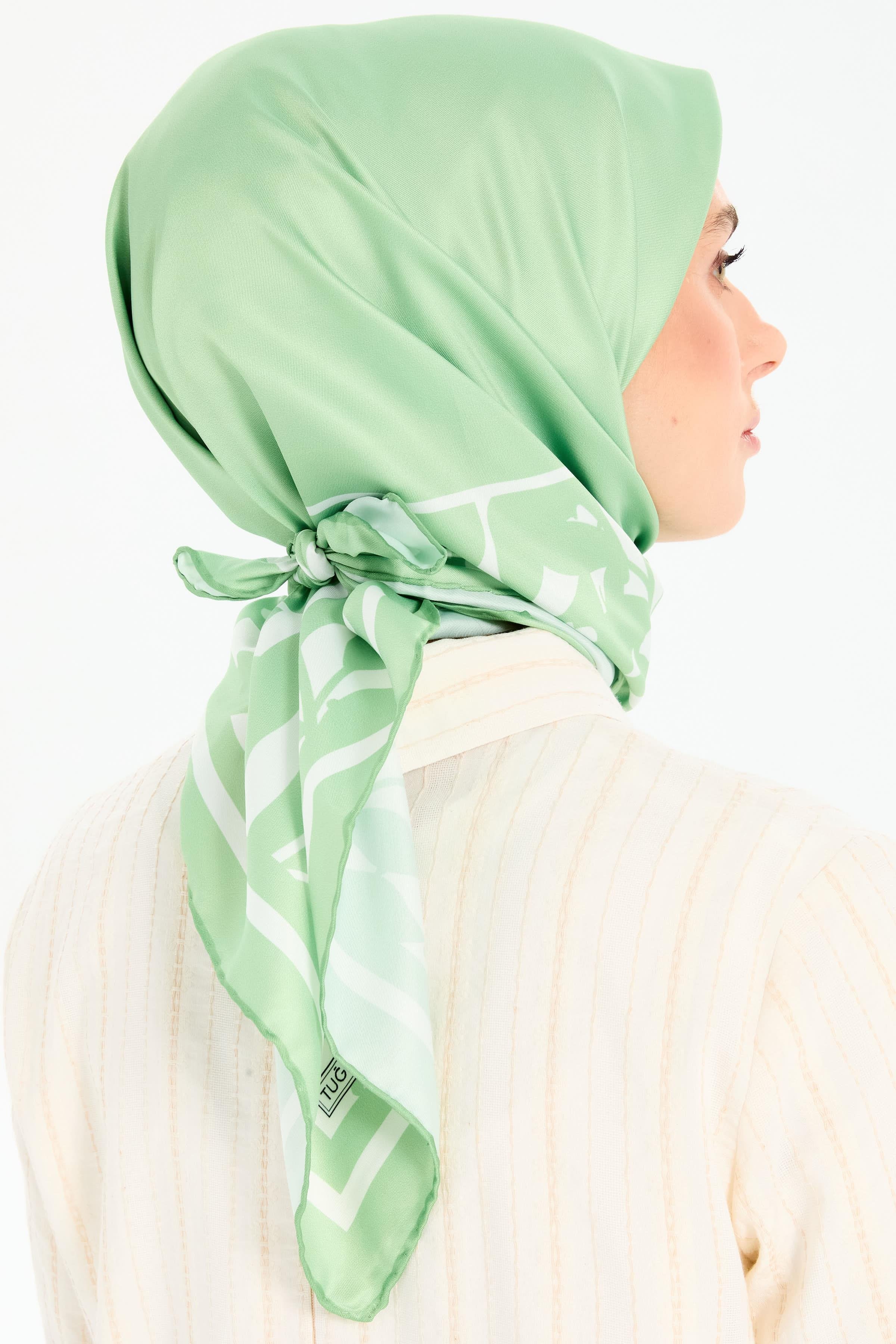 Çiçek Çerçeve Desenli Stil Eşarp - Açık Yeşil TUGBA