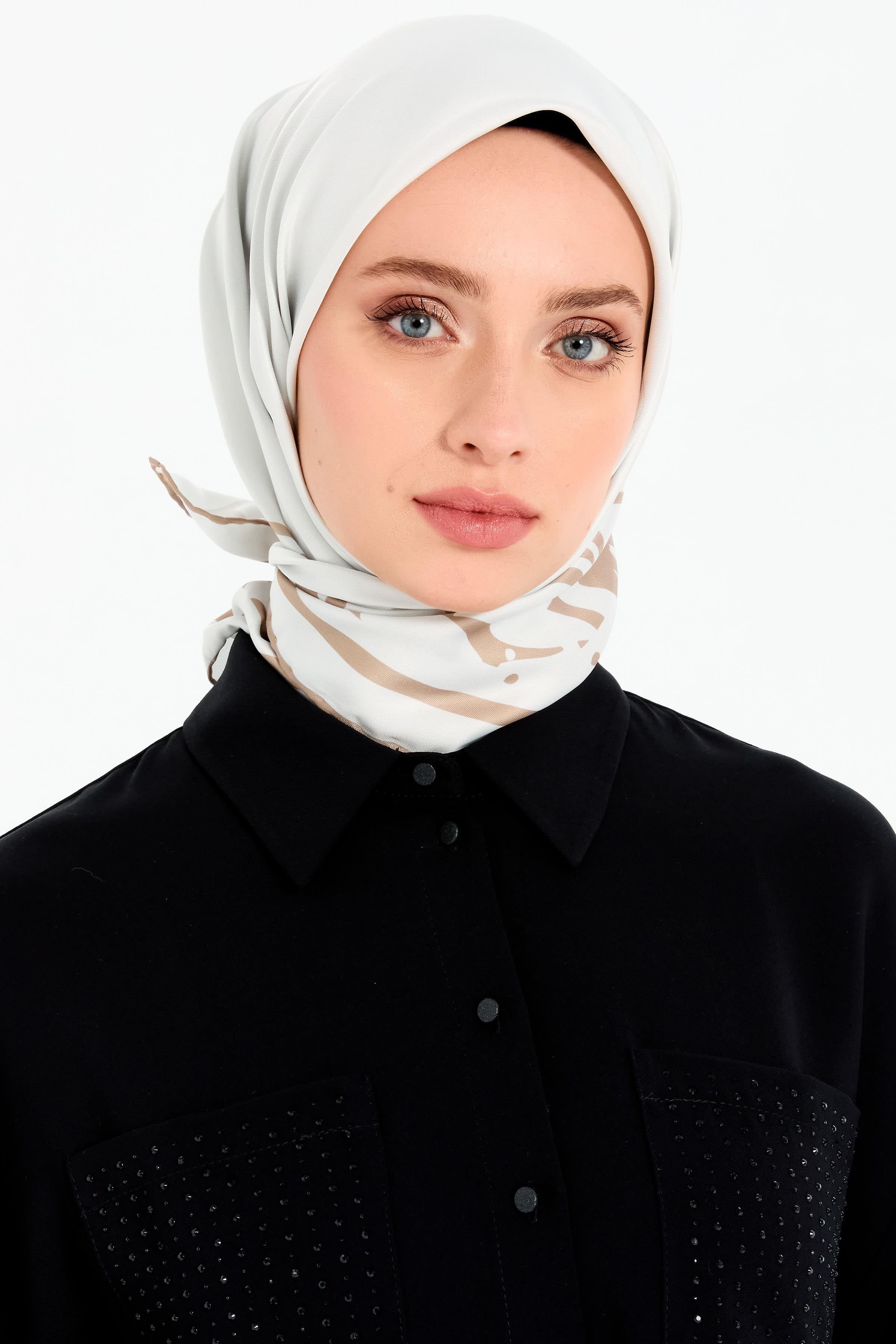 Çiçek Çerçeve Desenli Stil Eşarp - Bej TUGBA