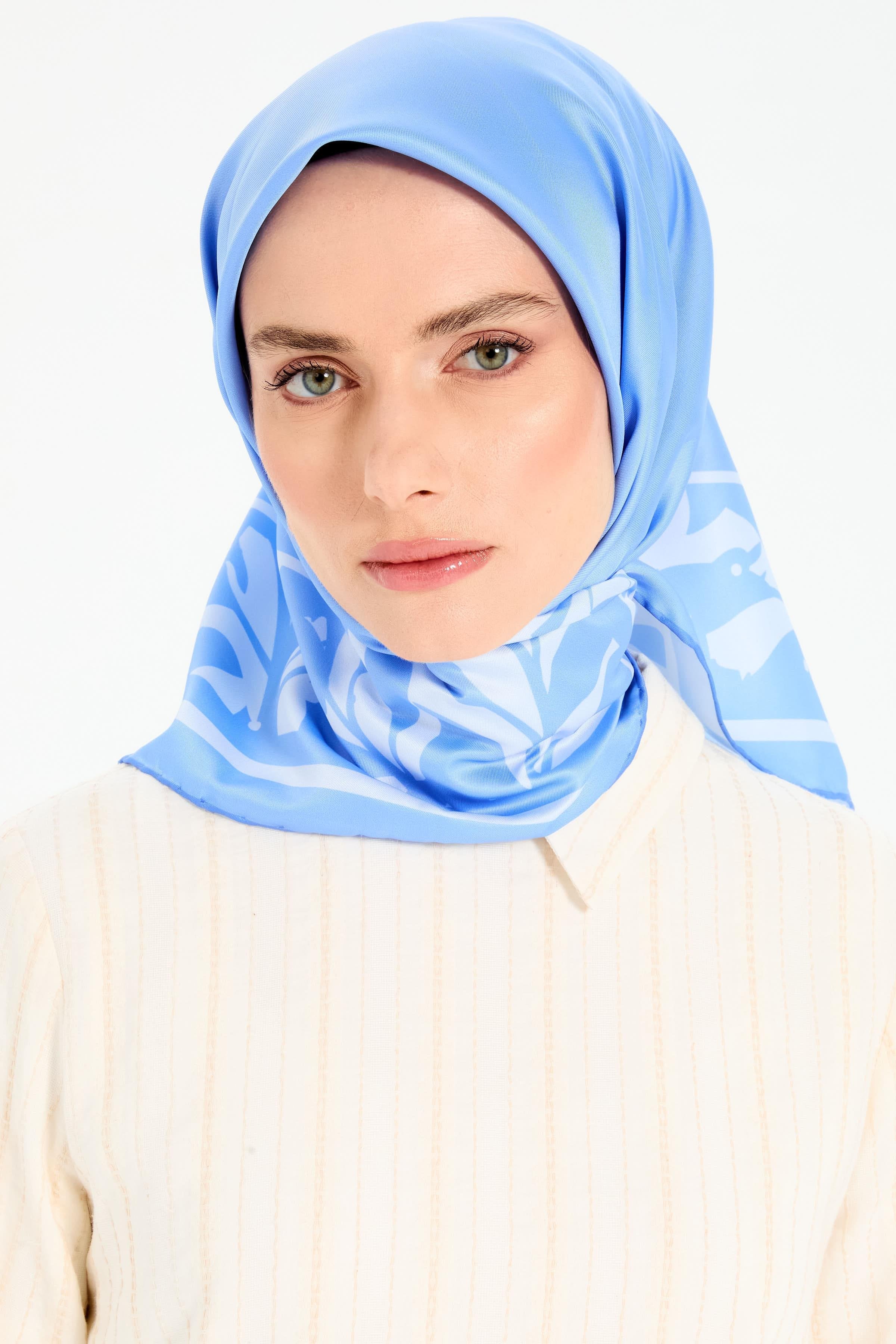 Çiçek Çerçeve Desenli Stil Eşarp - Lila TUGBA