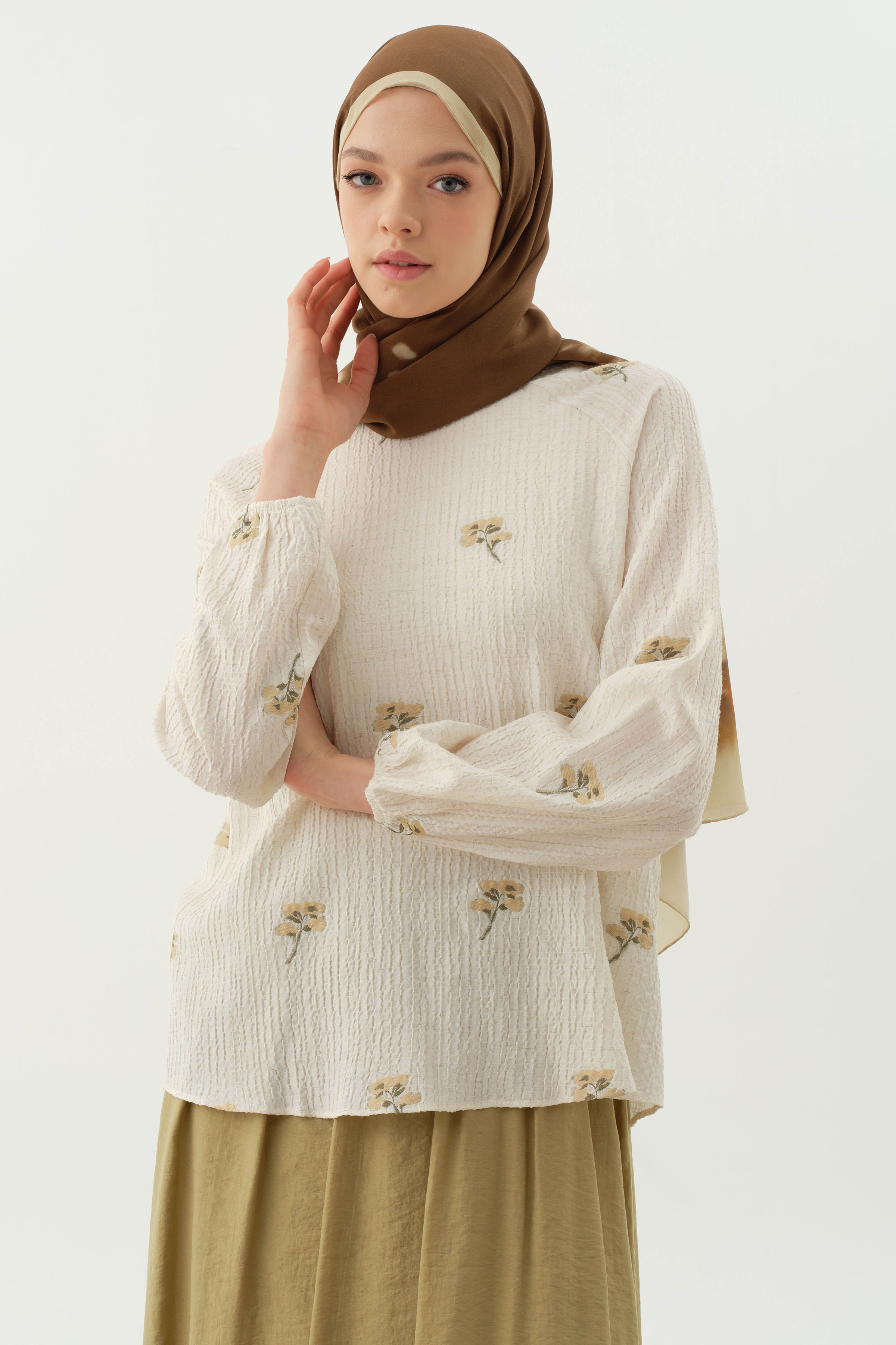 Çiçek Desenli Bluz - Haki TUGBA